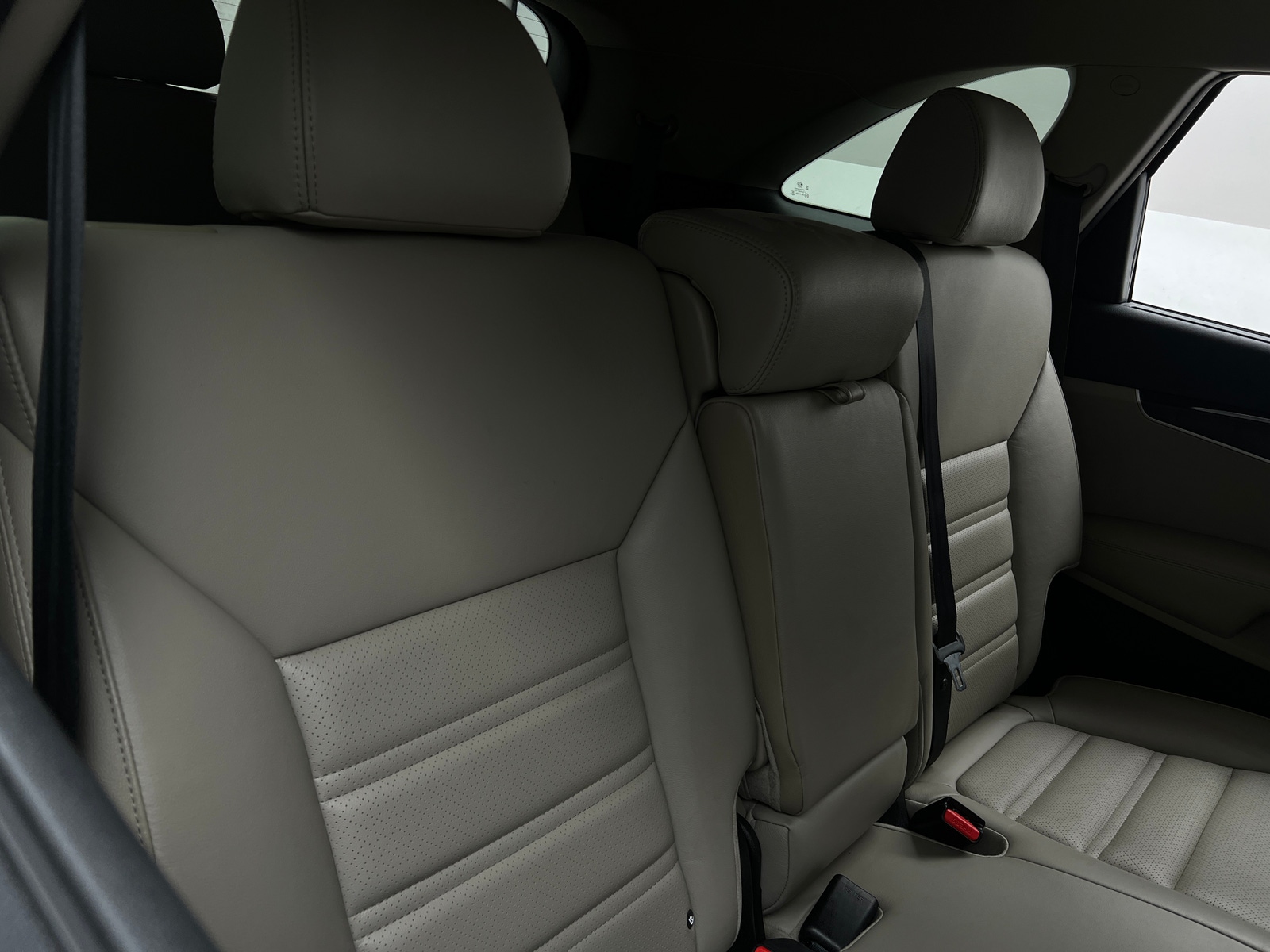 Thumbnail: 2018 Kia Sorento - 5