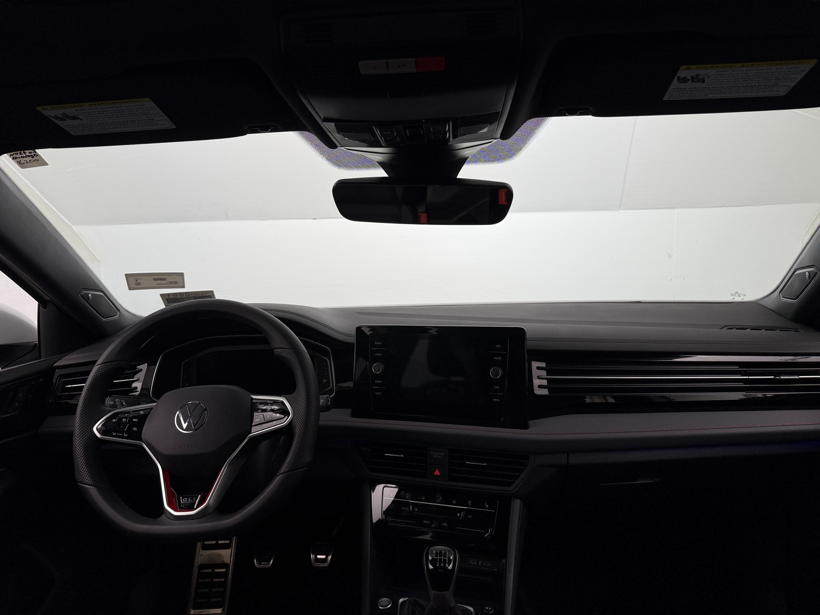 Thumbnail: 2025 Volkswagen Jetta - 2