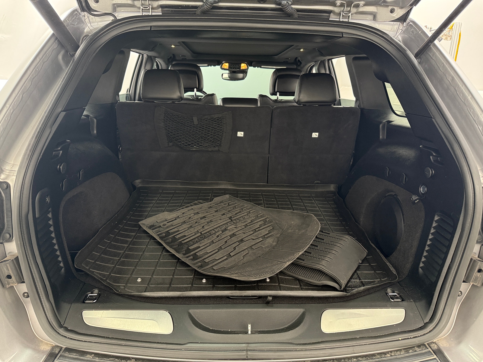 Thumbnail: 2018 Jeep Grand Cherokee - 6