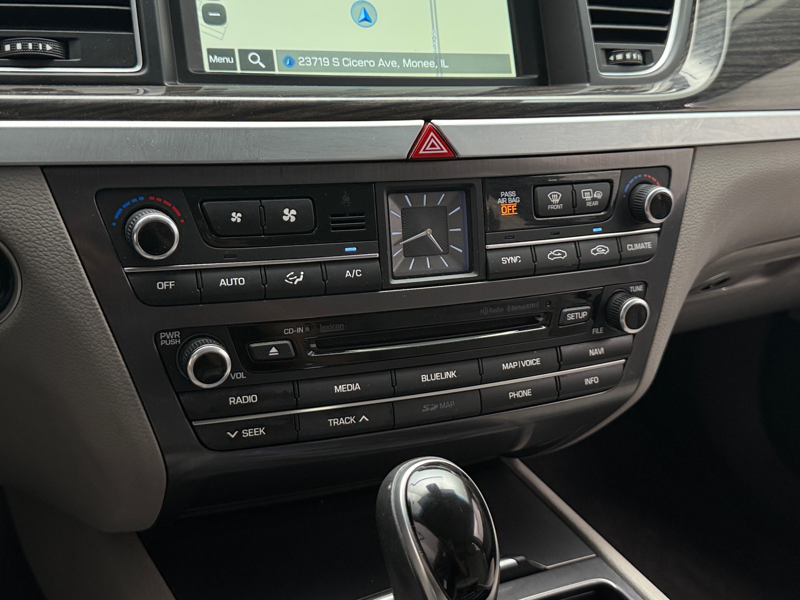 Thumbnail: 2015 Hyundai Genesis - 3