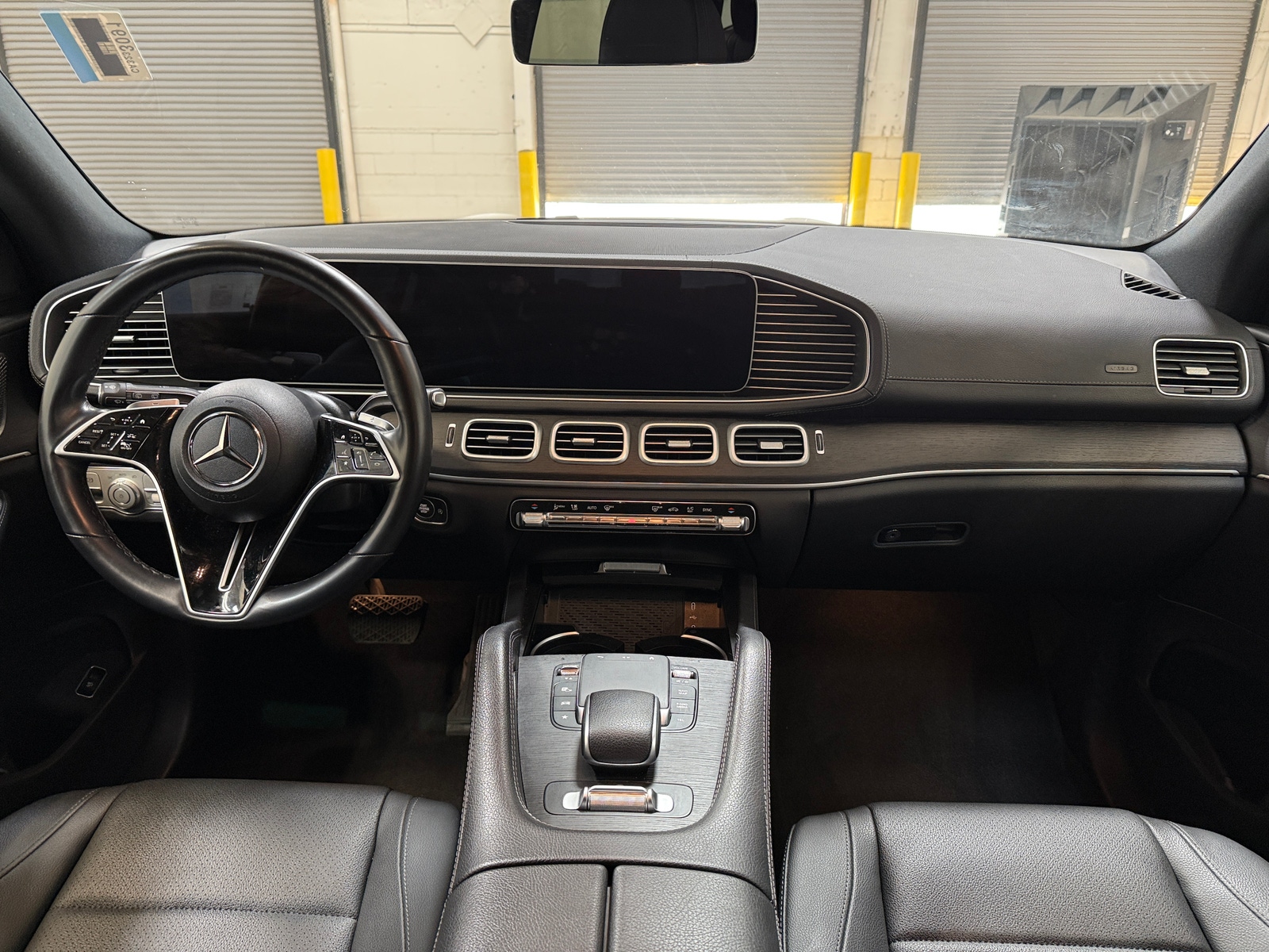 Thumbnail: 2024 Mercedes-Benz GLS - 2