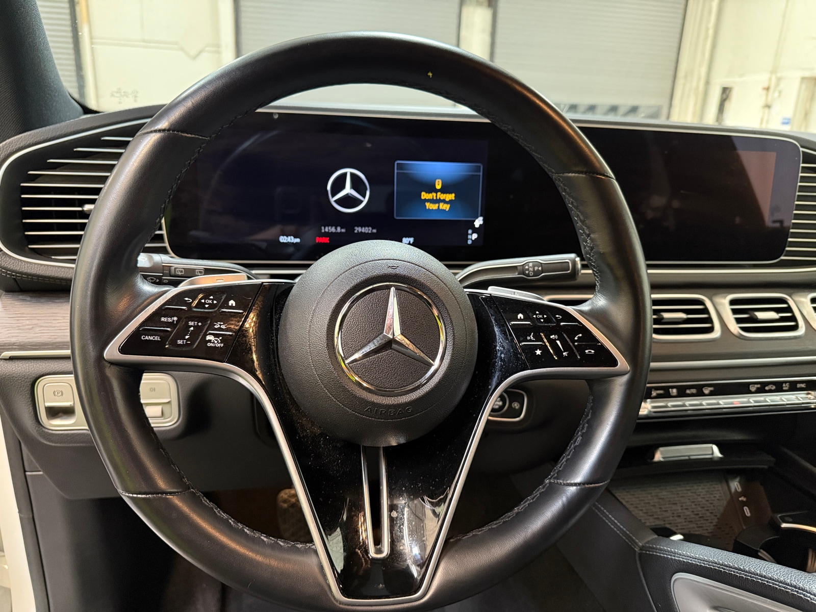 Thumbnail: 2024 Mercedes-Benz GLS - 4