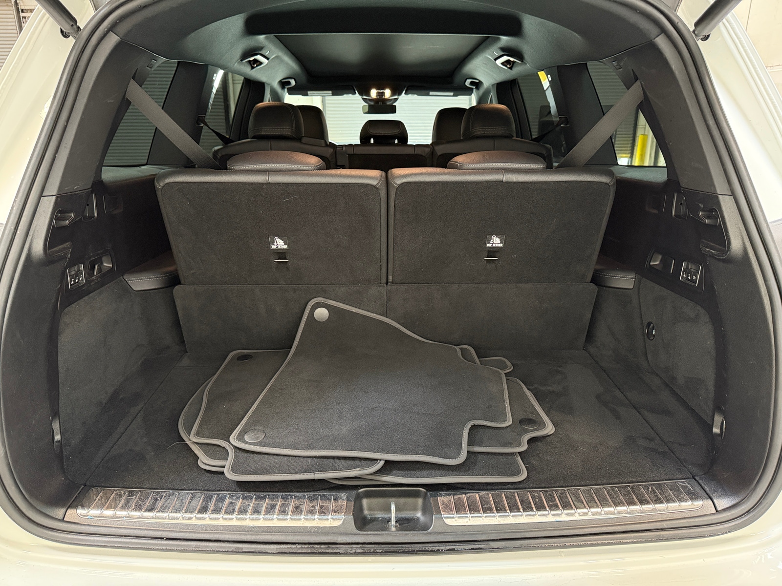 Thumbnail: 2024 Mercedes-Benz GLS - 6