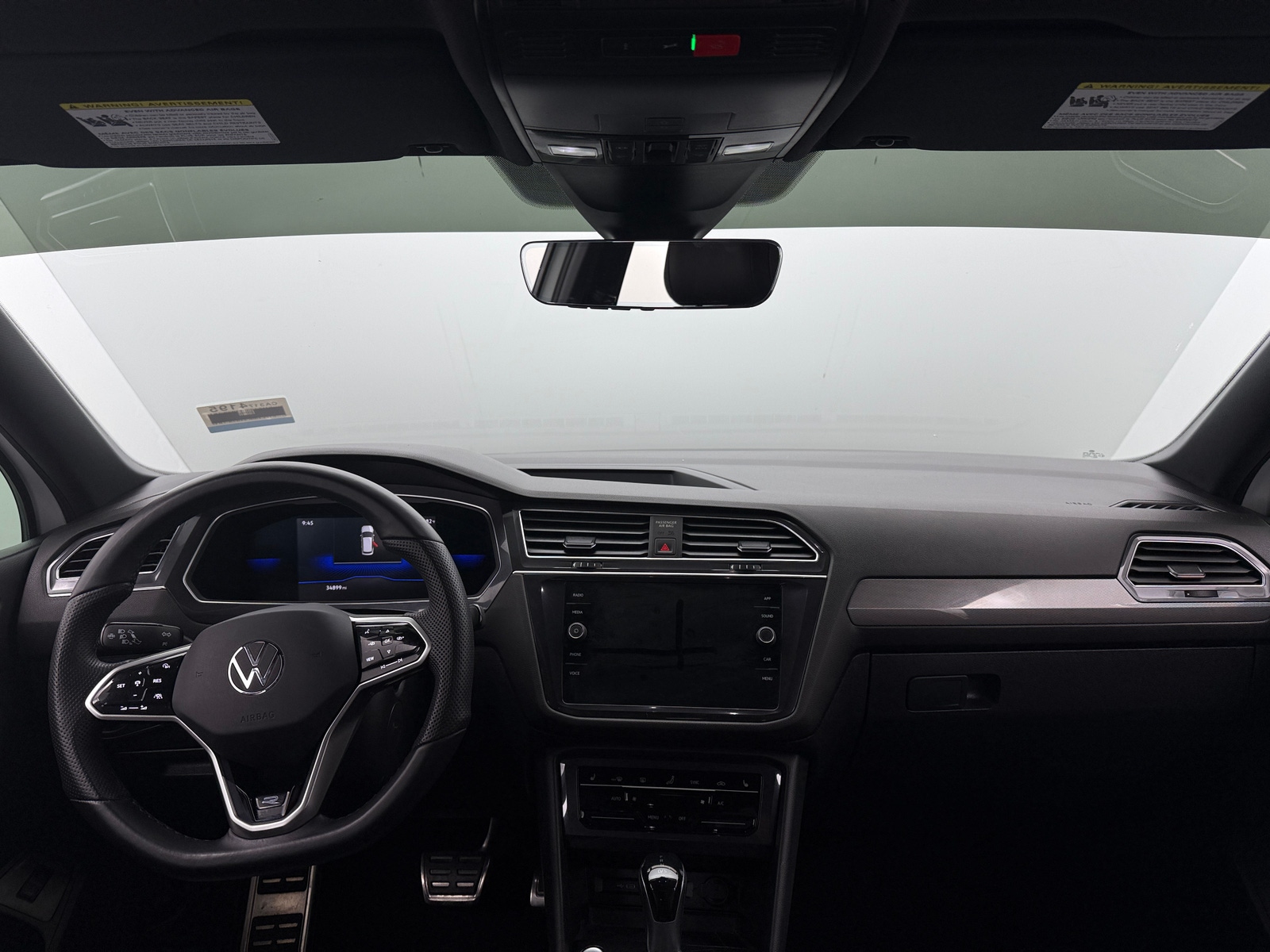 Thumbnail: 2022 Volkswagen Tiguan - 2