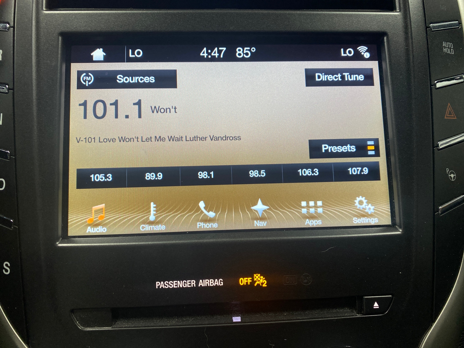 Thumbnail: 2017 Lincoln MKC - 3