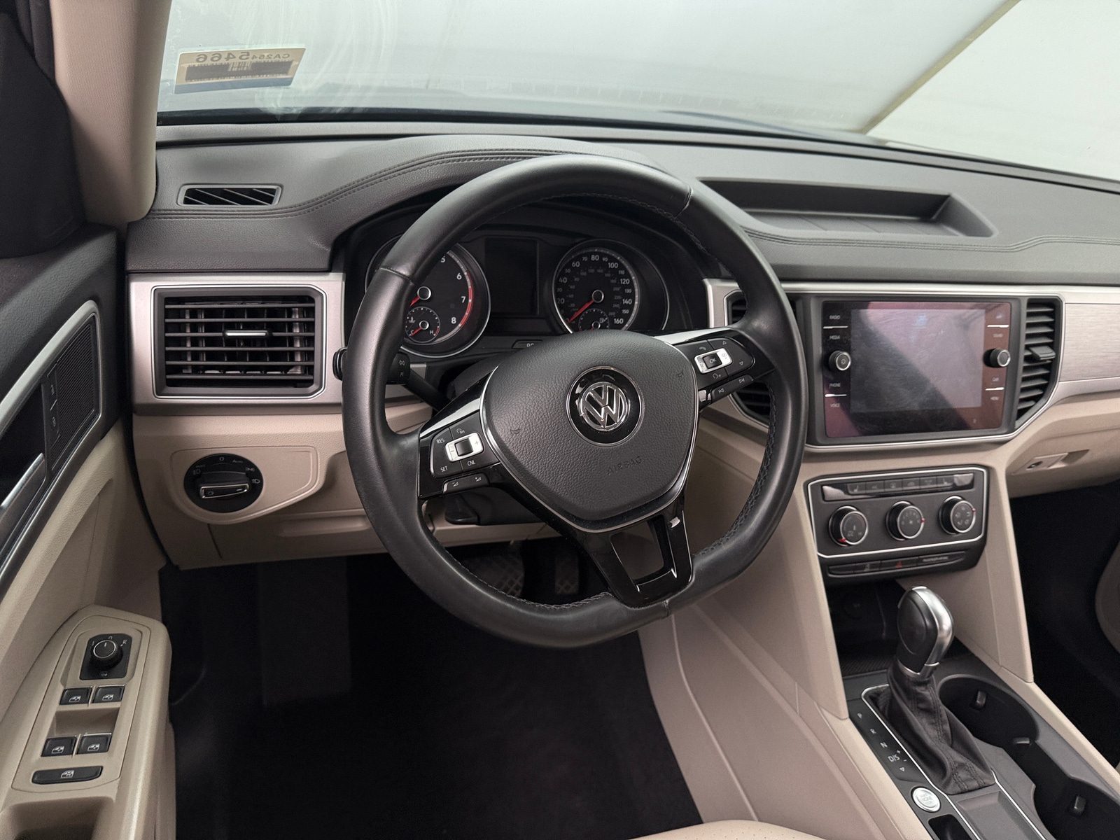 Thumbnail: 2018 Volkswagen Atlas - 4