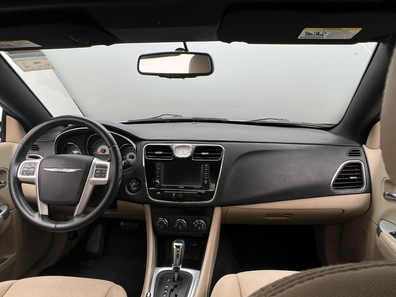 Thumbnail: 2012 Chrysler 200 - 3