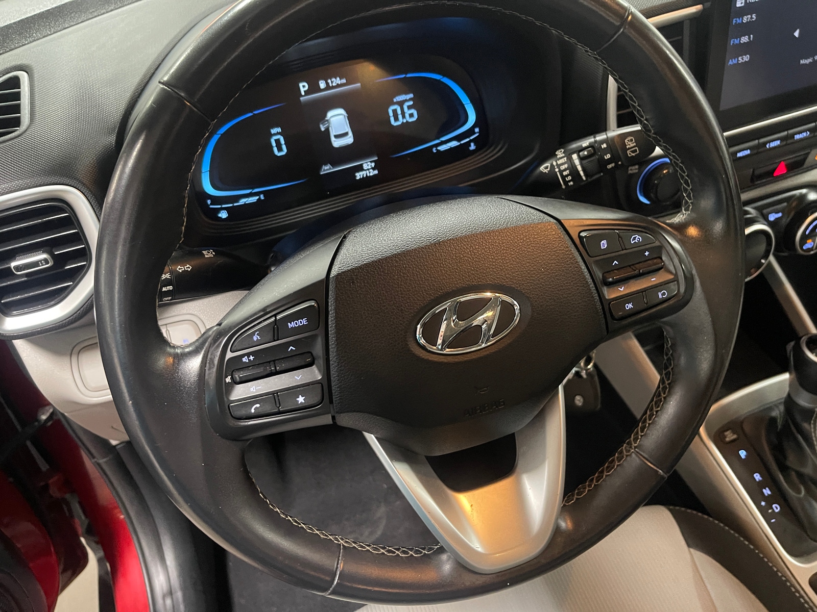 Thumbnail: 2023 Hyundai Venue - 5