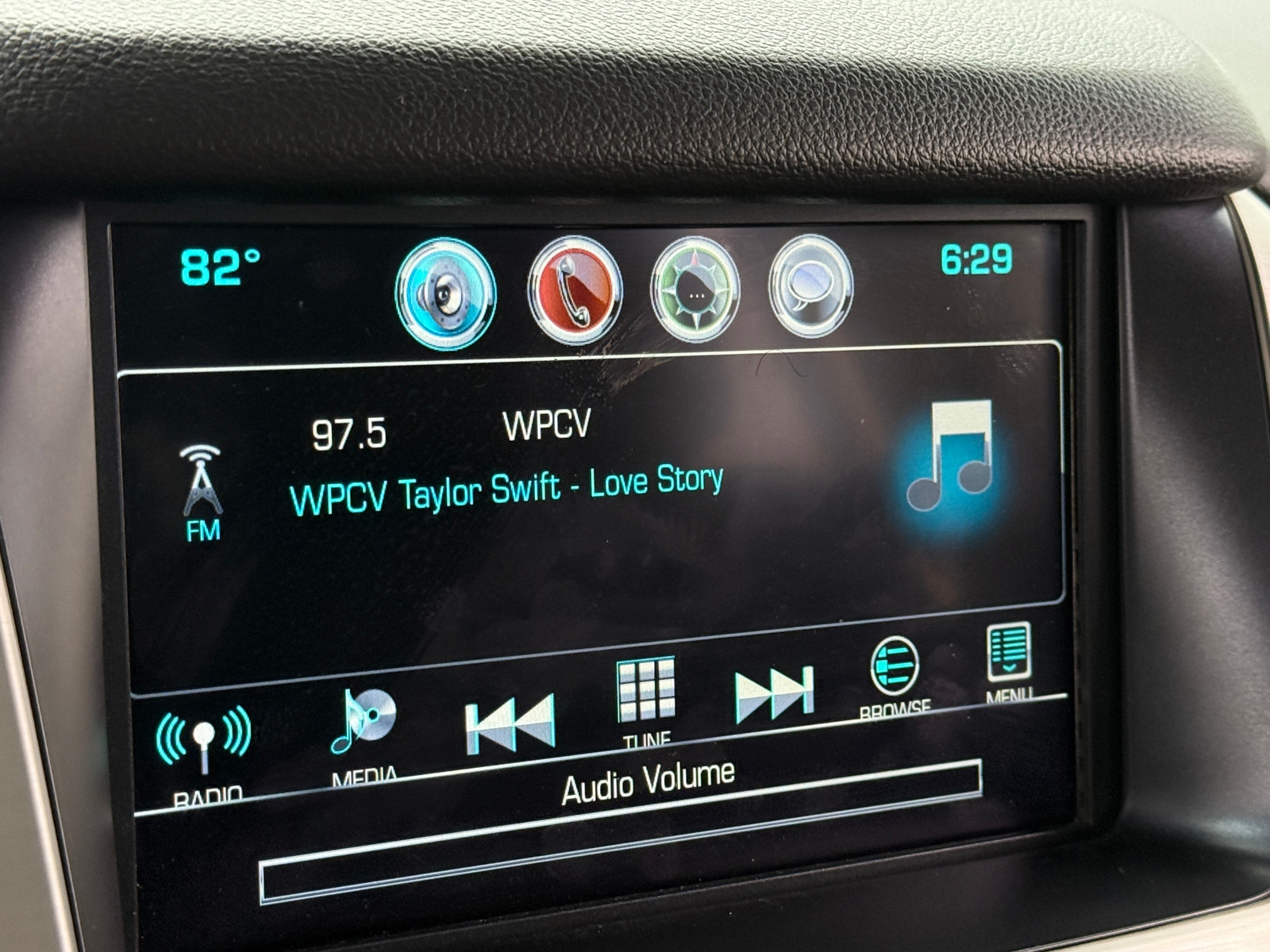 Thumbnail: 2017 GMC Yukon - 4