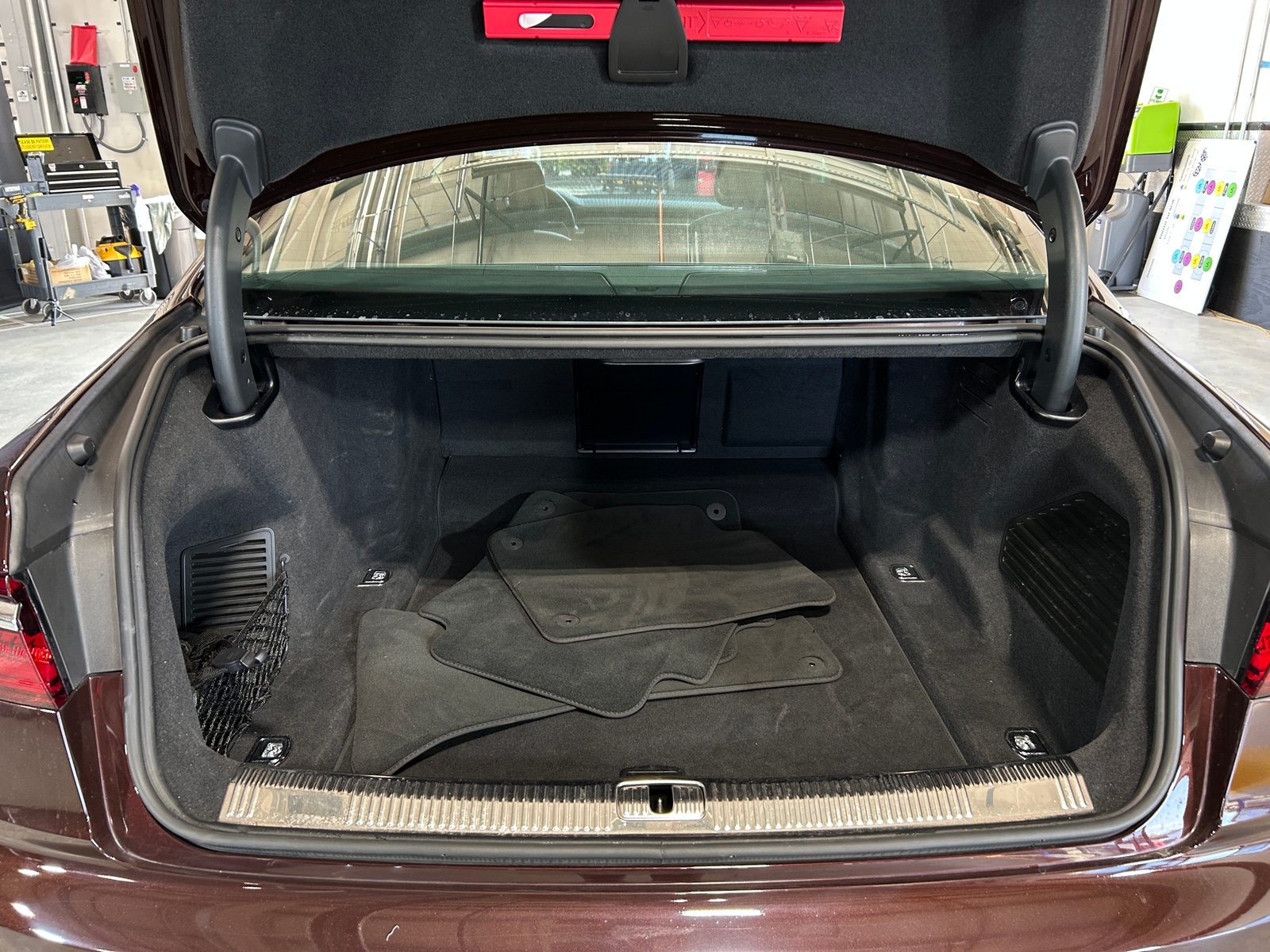 Thumbnail: 2019 Audi A8 - 6