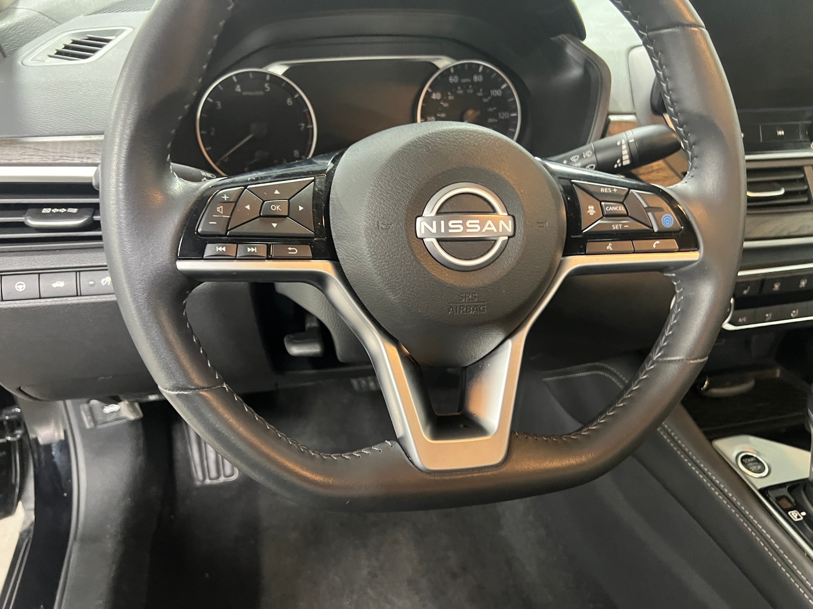 Thumbnail: 2024 Nissan Altima - 5