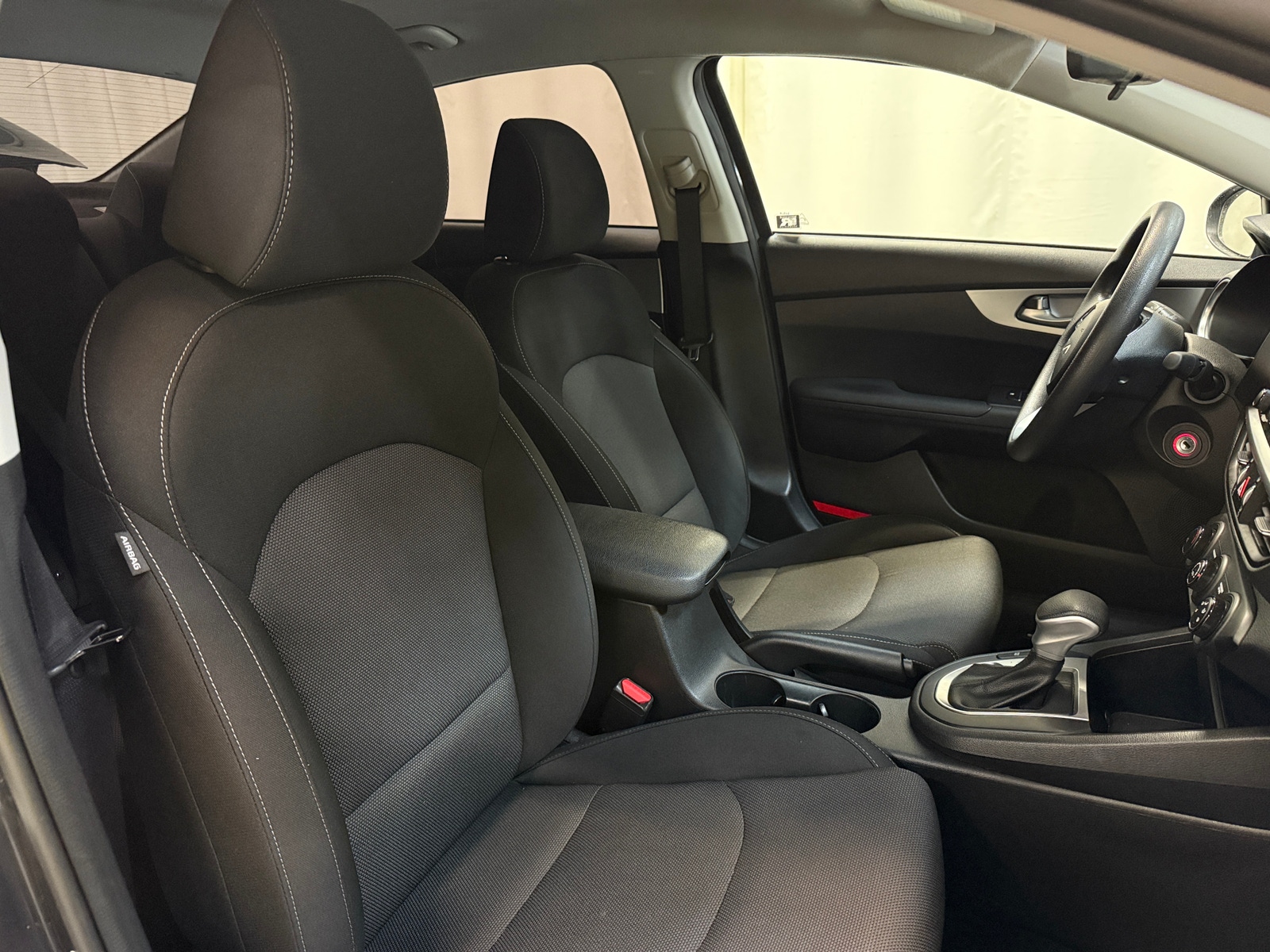 Thumbnail: 2023 Kia Forte - 2