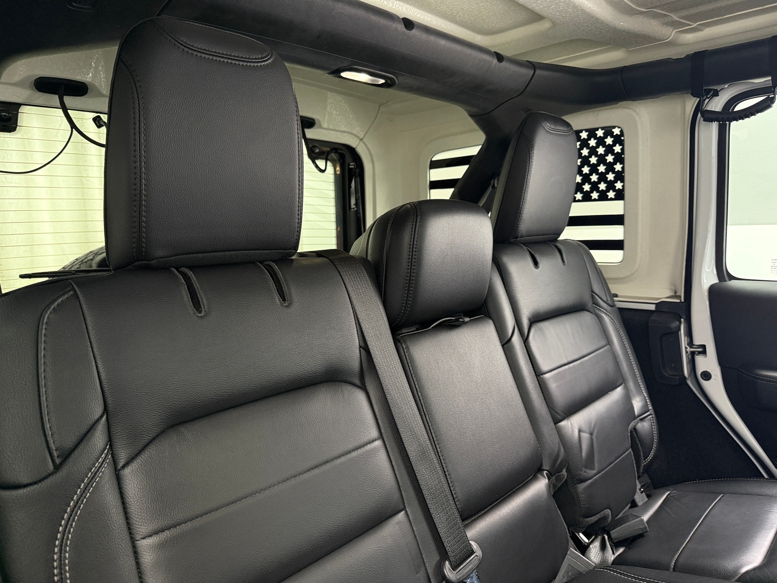 Thumbnail: 2020 Jeep Wrangler - 5