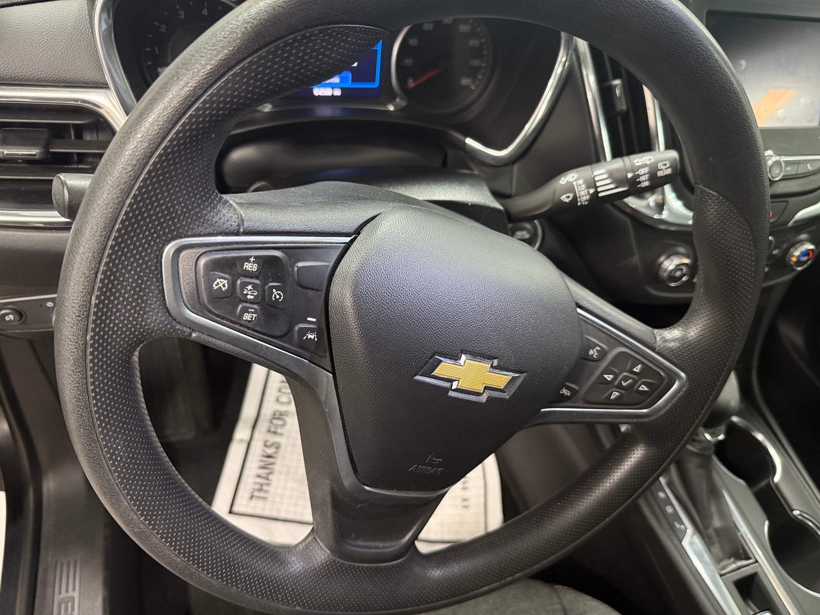 Thumbnail: 2022 Chevrolet Equinox - 5