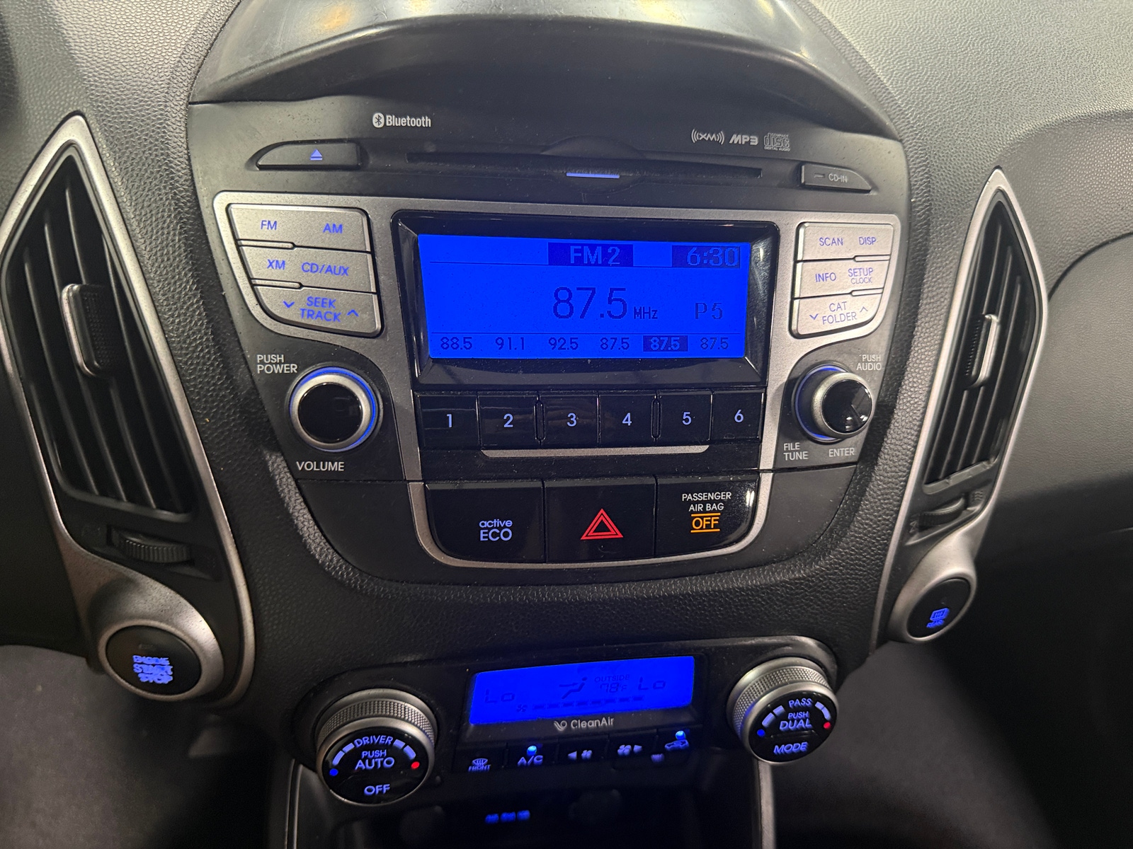 Thumbnail: 2013 Hyundai Tucson - 3