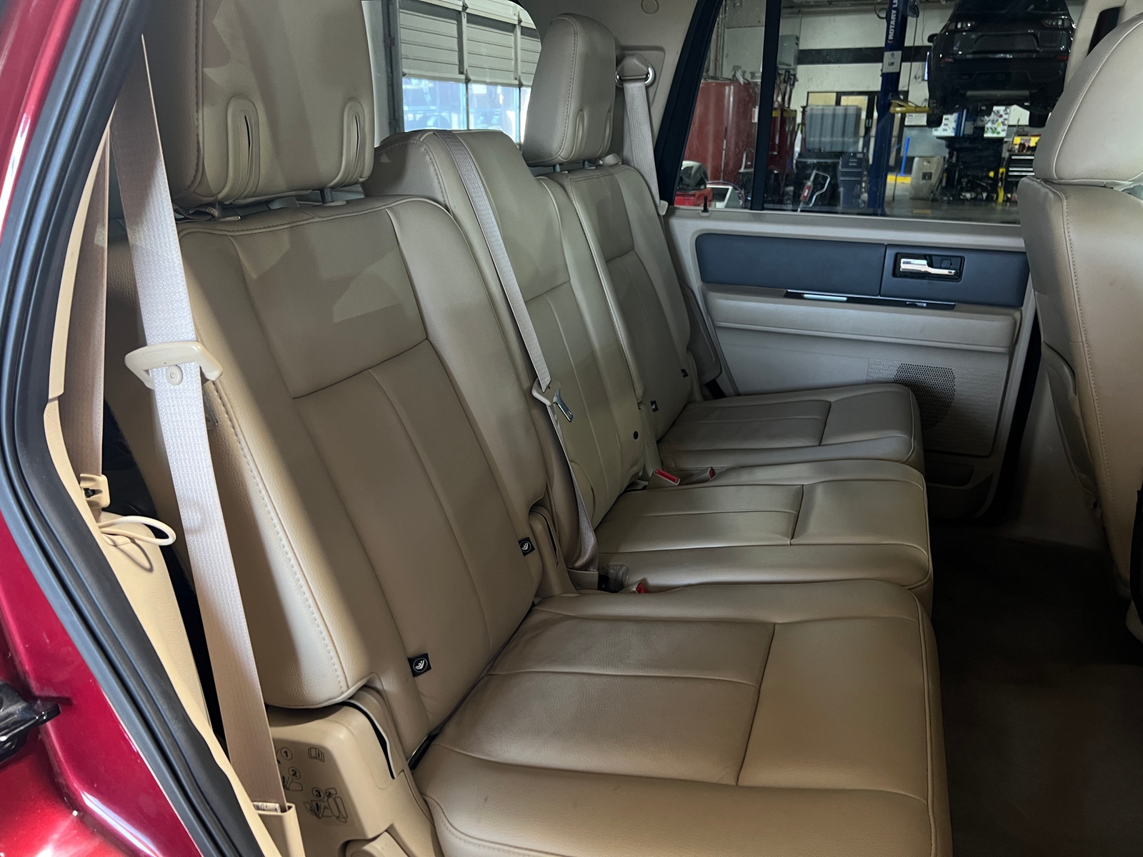 Thumbnail: 2014 Ford Expedition - 5