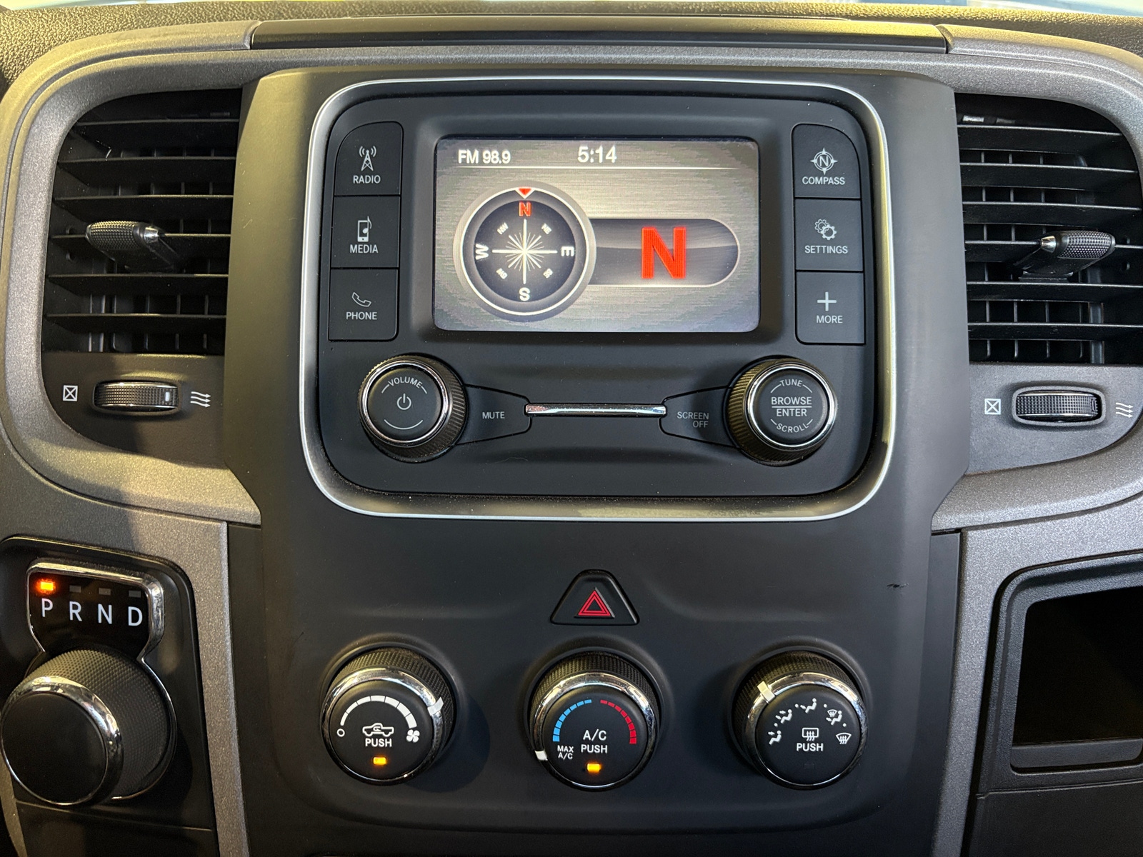 Thumbnail: 2023 RAM 1500 Classic - 3