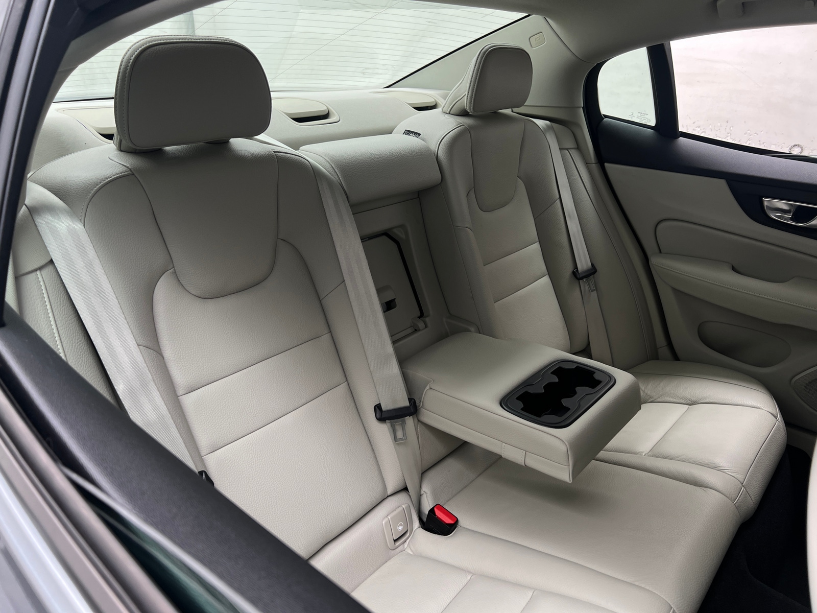 Thumbnail: 2021 Volvo S60 - 5