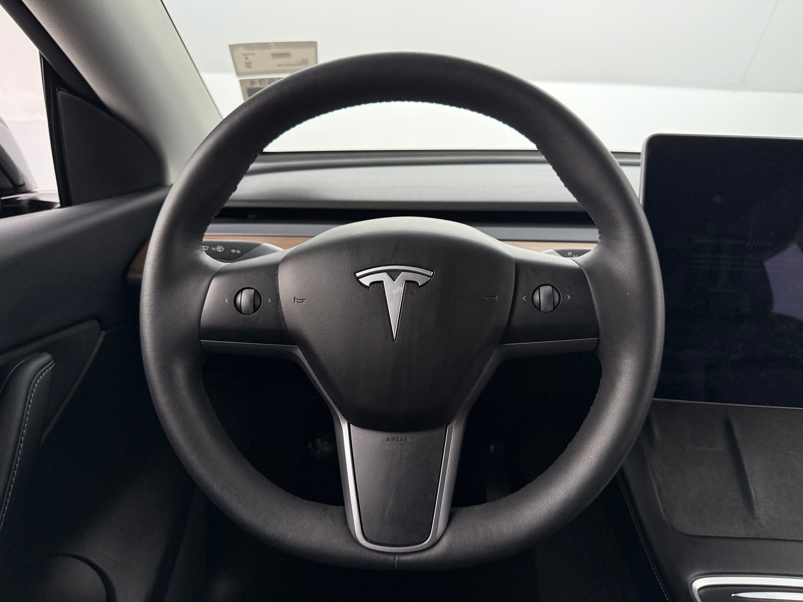 Thumbnail: 2022 Tesla Model Y - 4