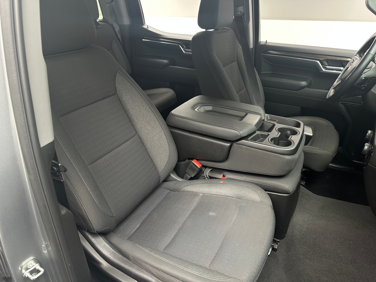 Thumbnail: 2024 Chevrolet Silverado 1500 - 2