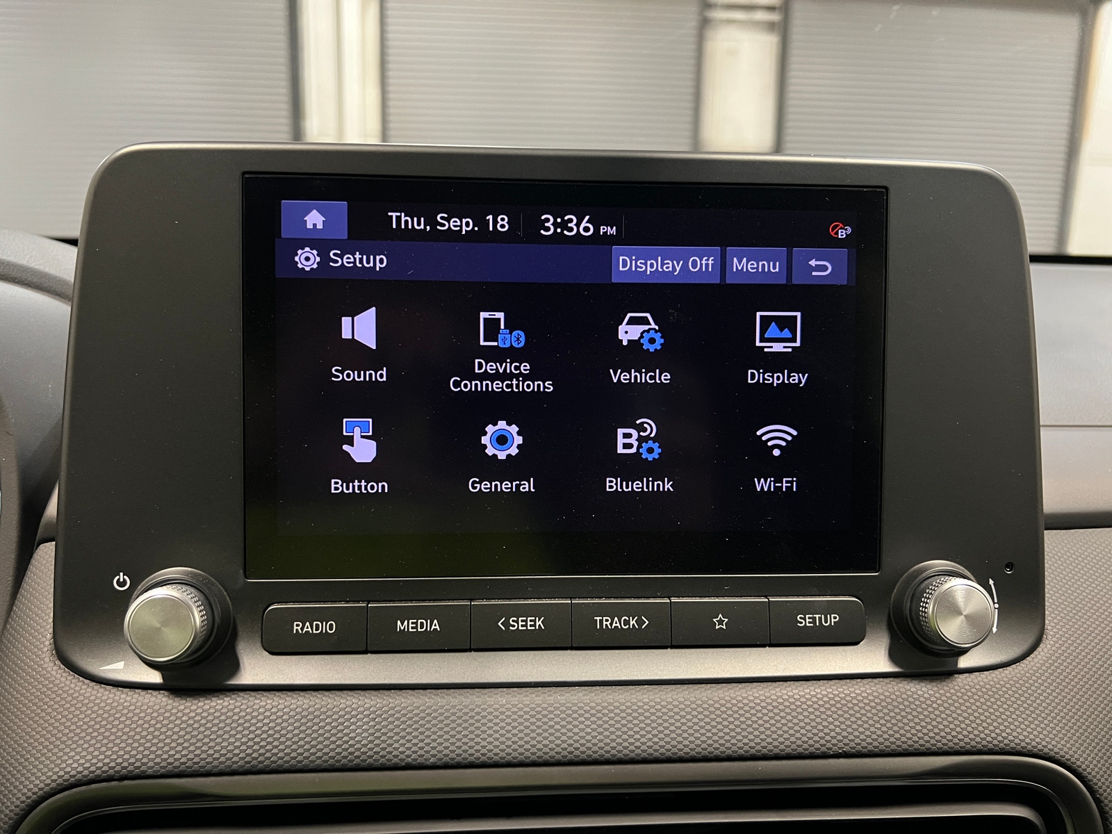 Thumbnail: 2022 Hyundai Kona - 4
