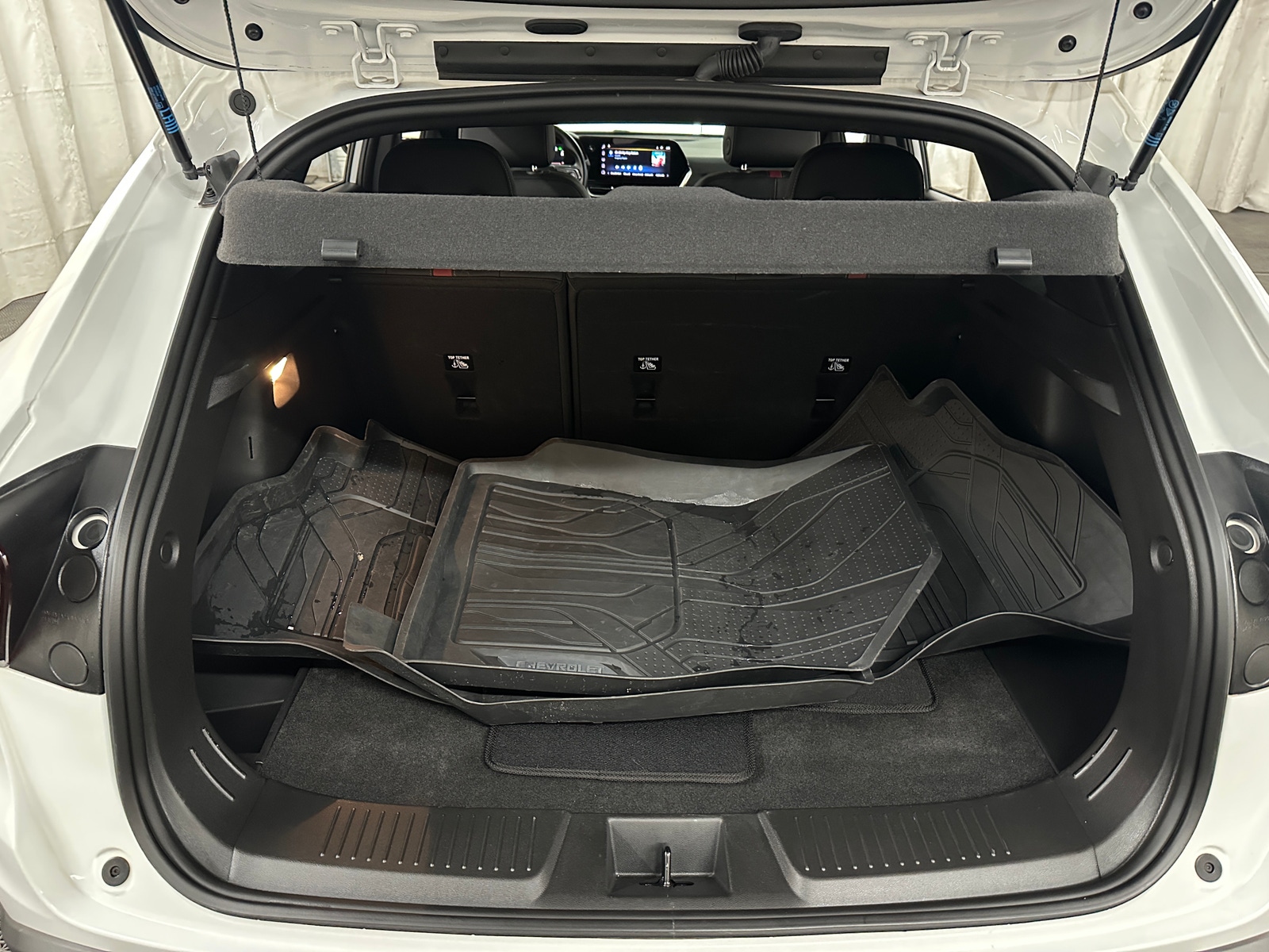 Thumbnail: 2024 Chevrolet Trax - 6