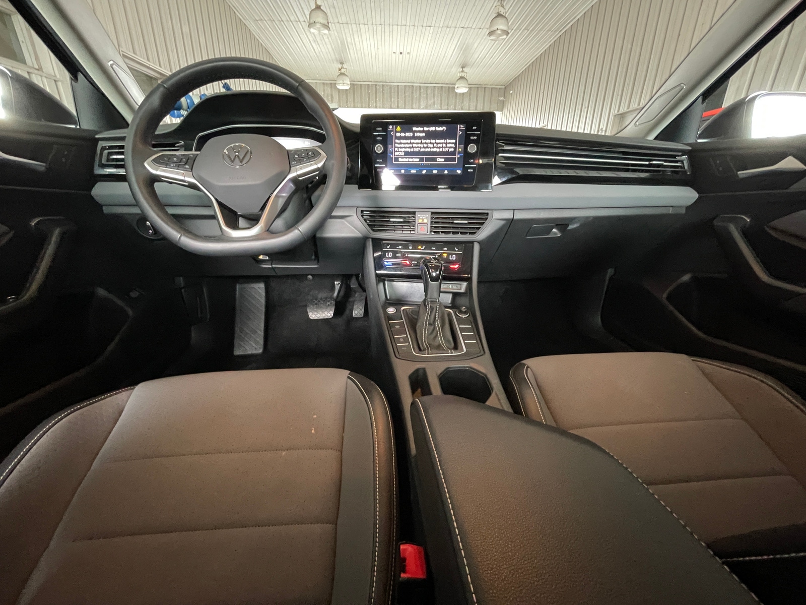 Thumbnail: 2025 Volkswagen Jetta - 3