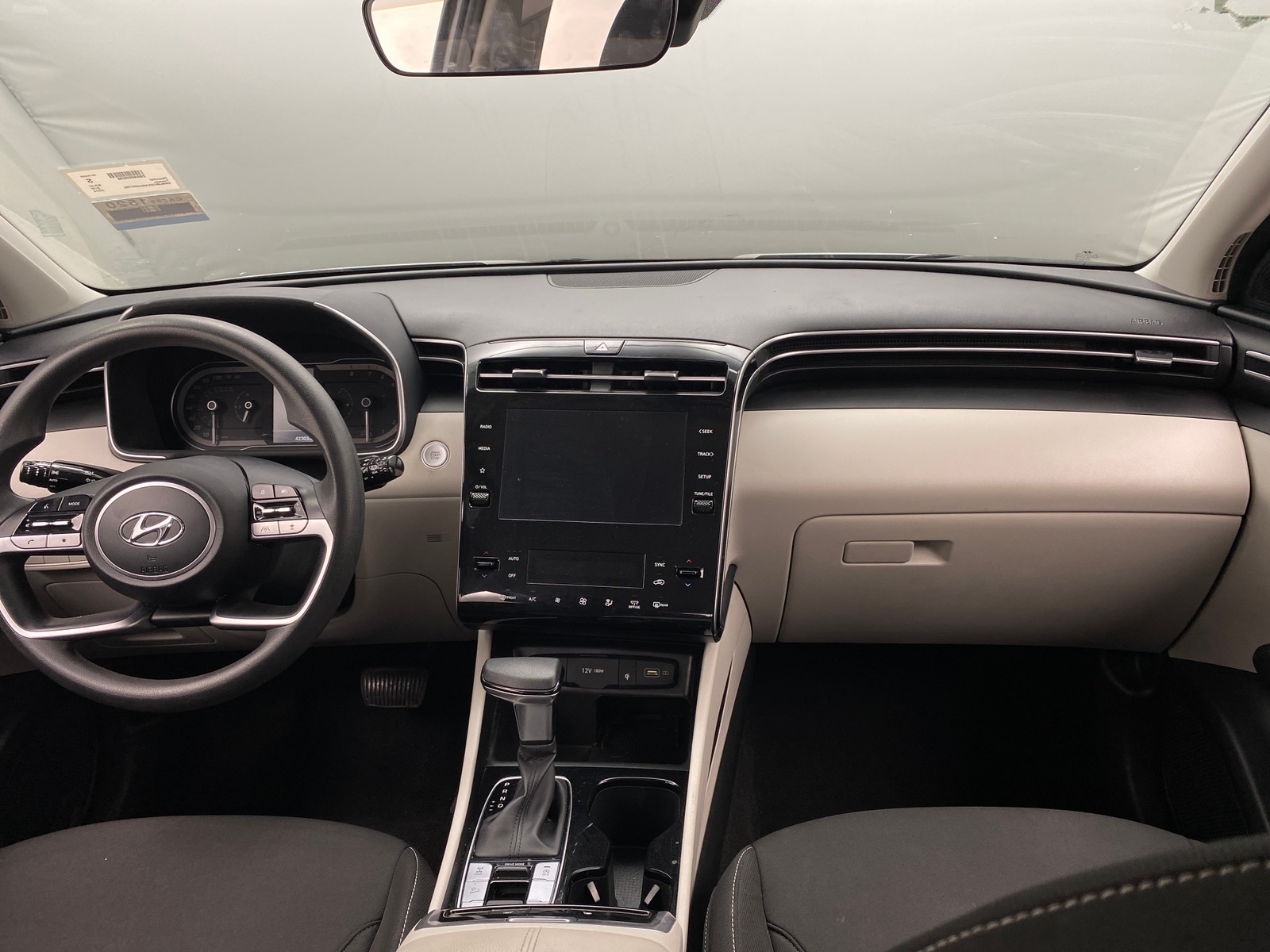 Thumbnail: 2024 Hyundai Tucson - 3