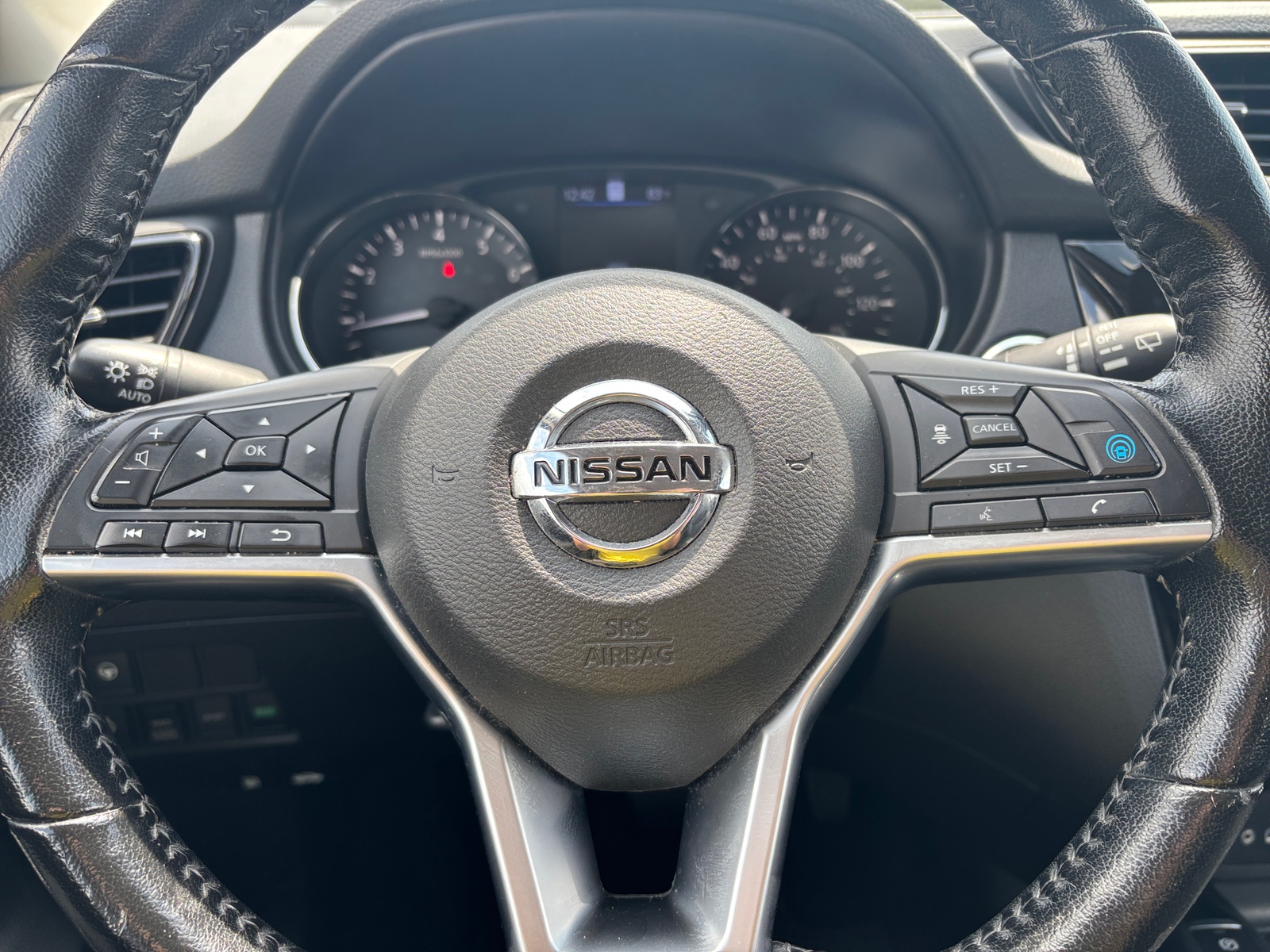 Thumbnail: 2022 Nissan Rogue Sport - 5