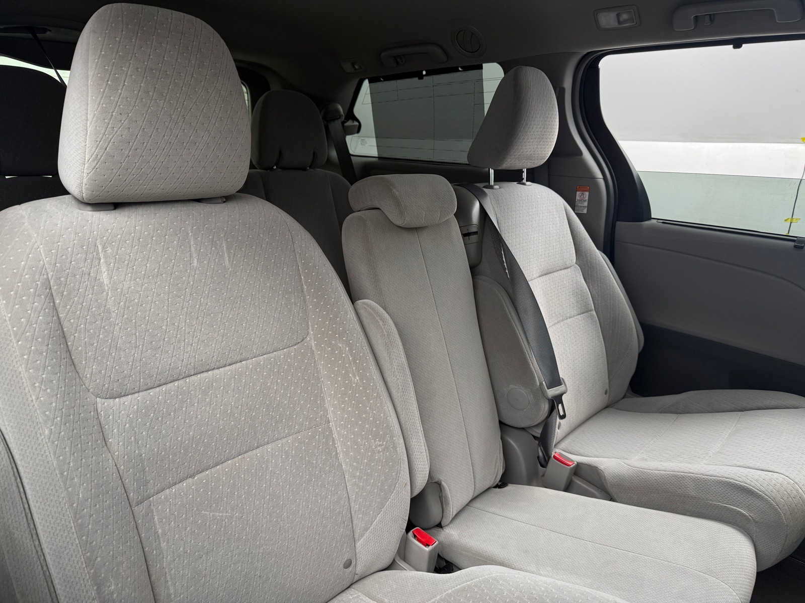 Thumbnail: 2015 Toyota Sienna - 6