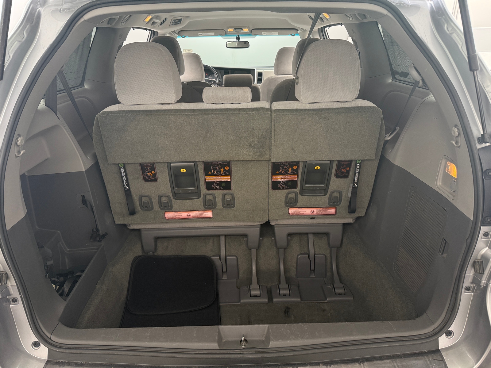 Thumbnail: 2015 Toyota Sienna - 7