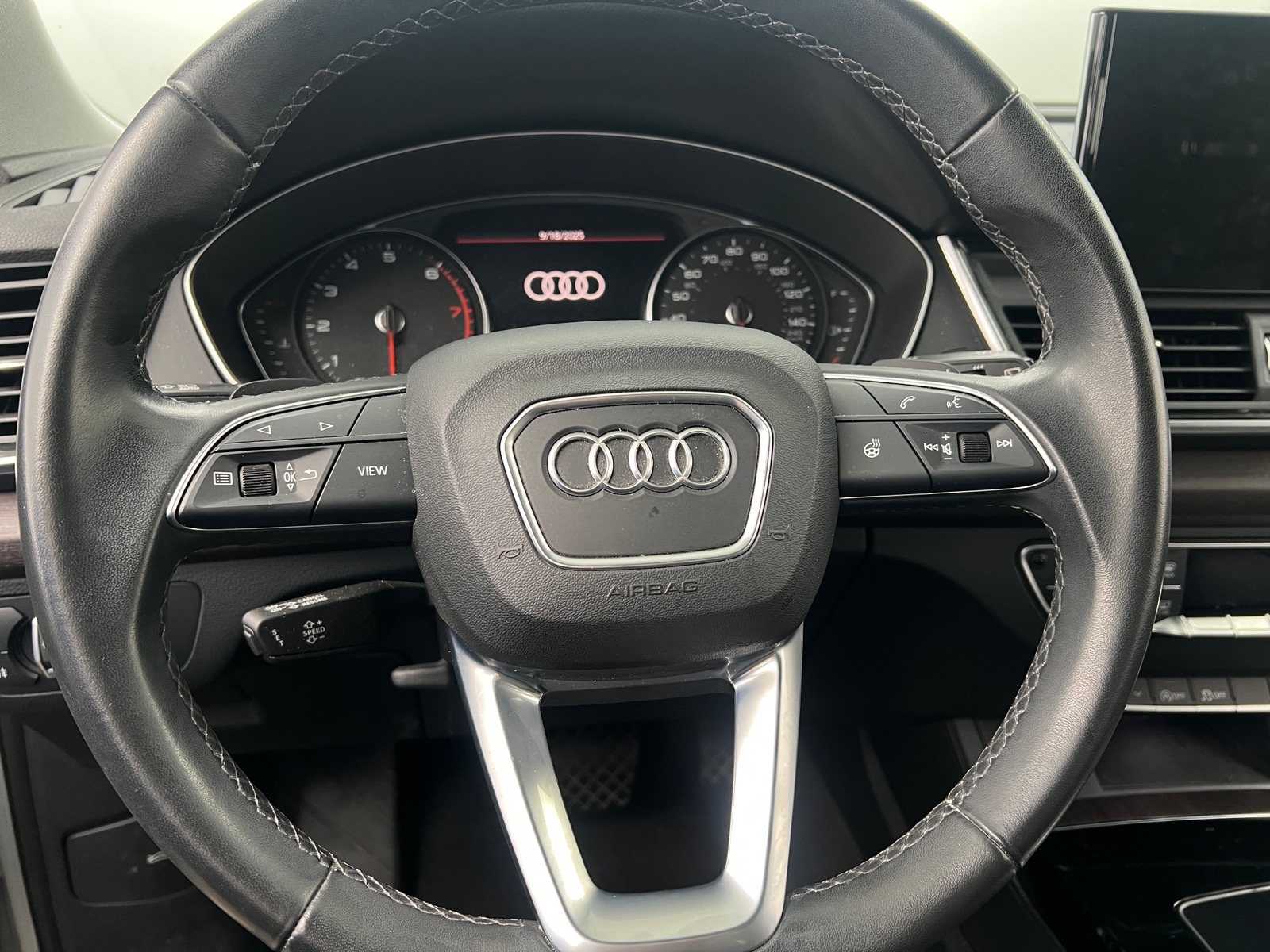 Thumbnail: 2022 Audi Q5 - 4