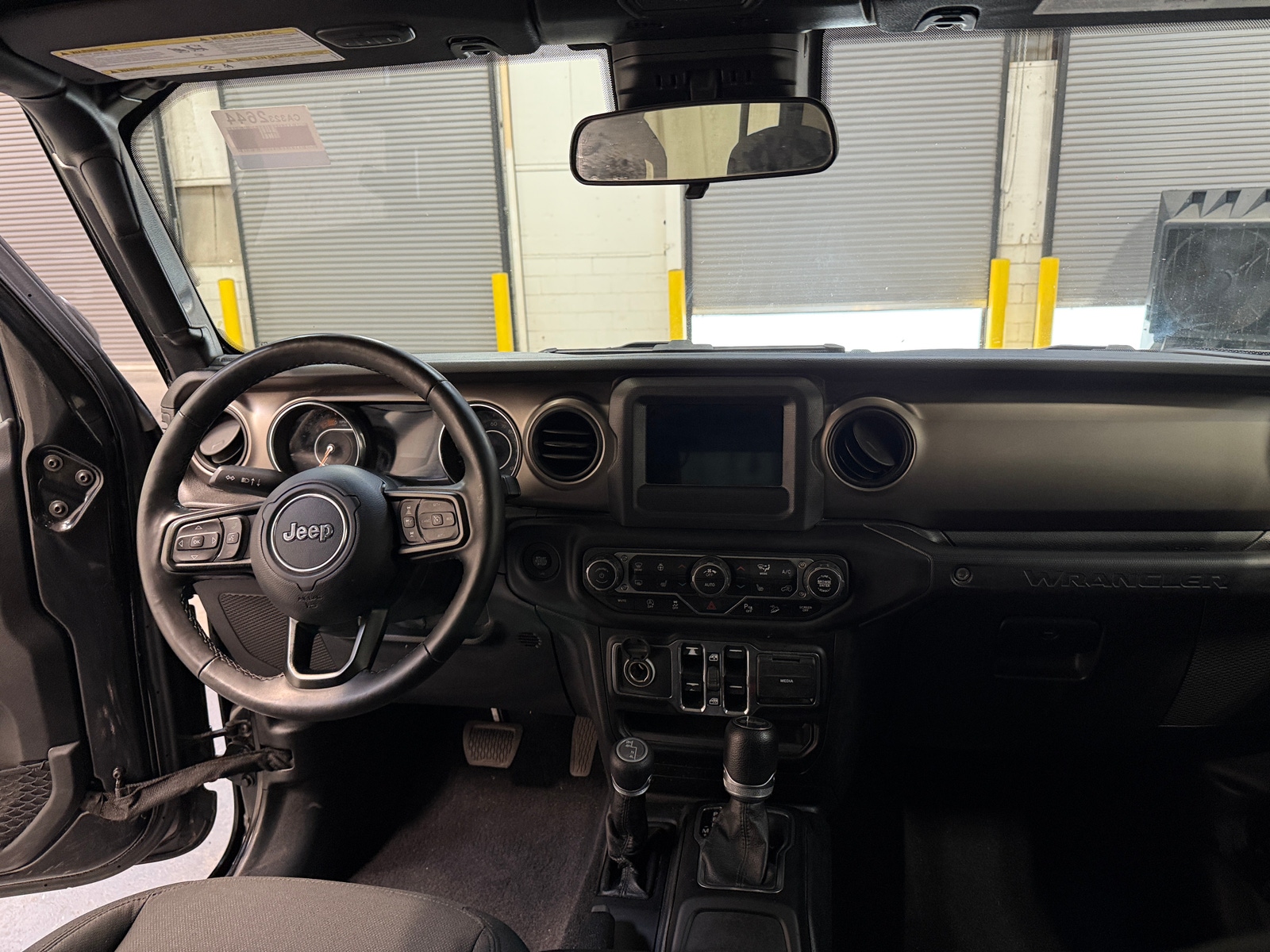 Thumbnail: 2020 Jeep Wrangler - 3