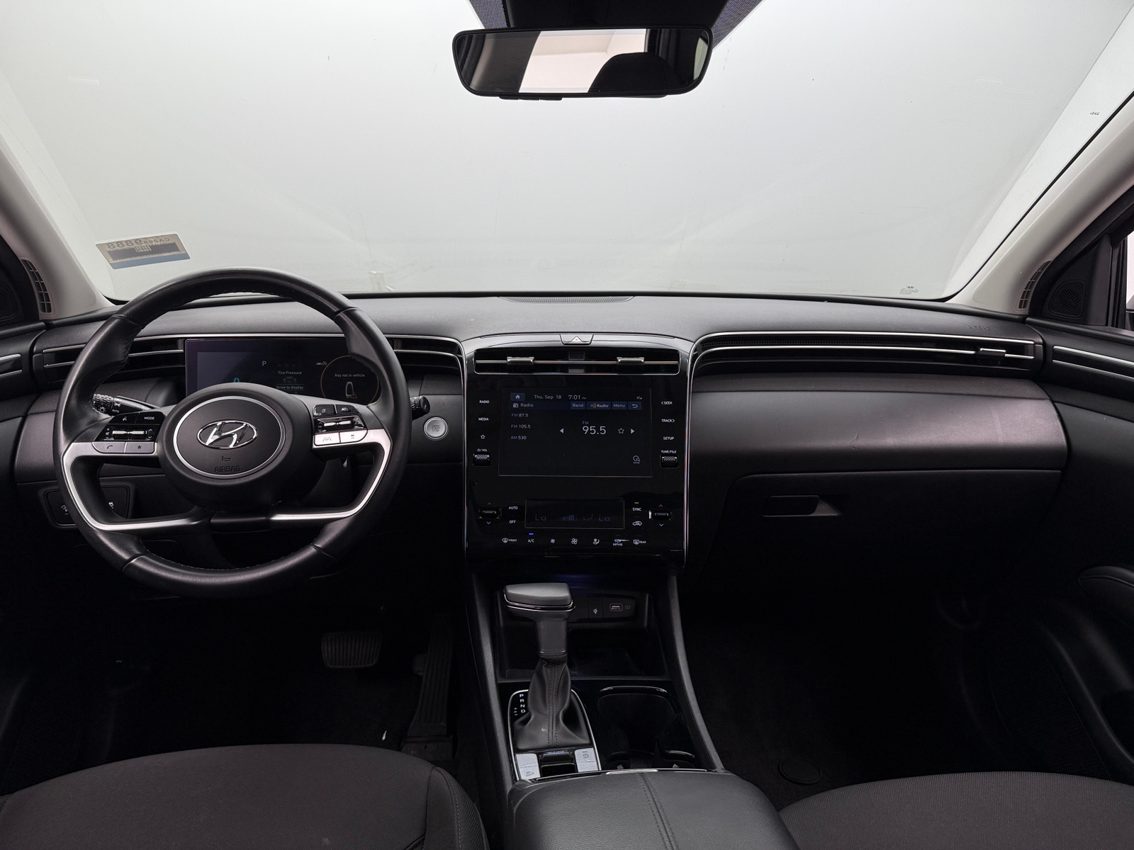 Thumbnail: 2022 Hyundai Tucson - 3