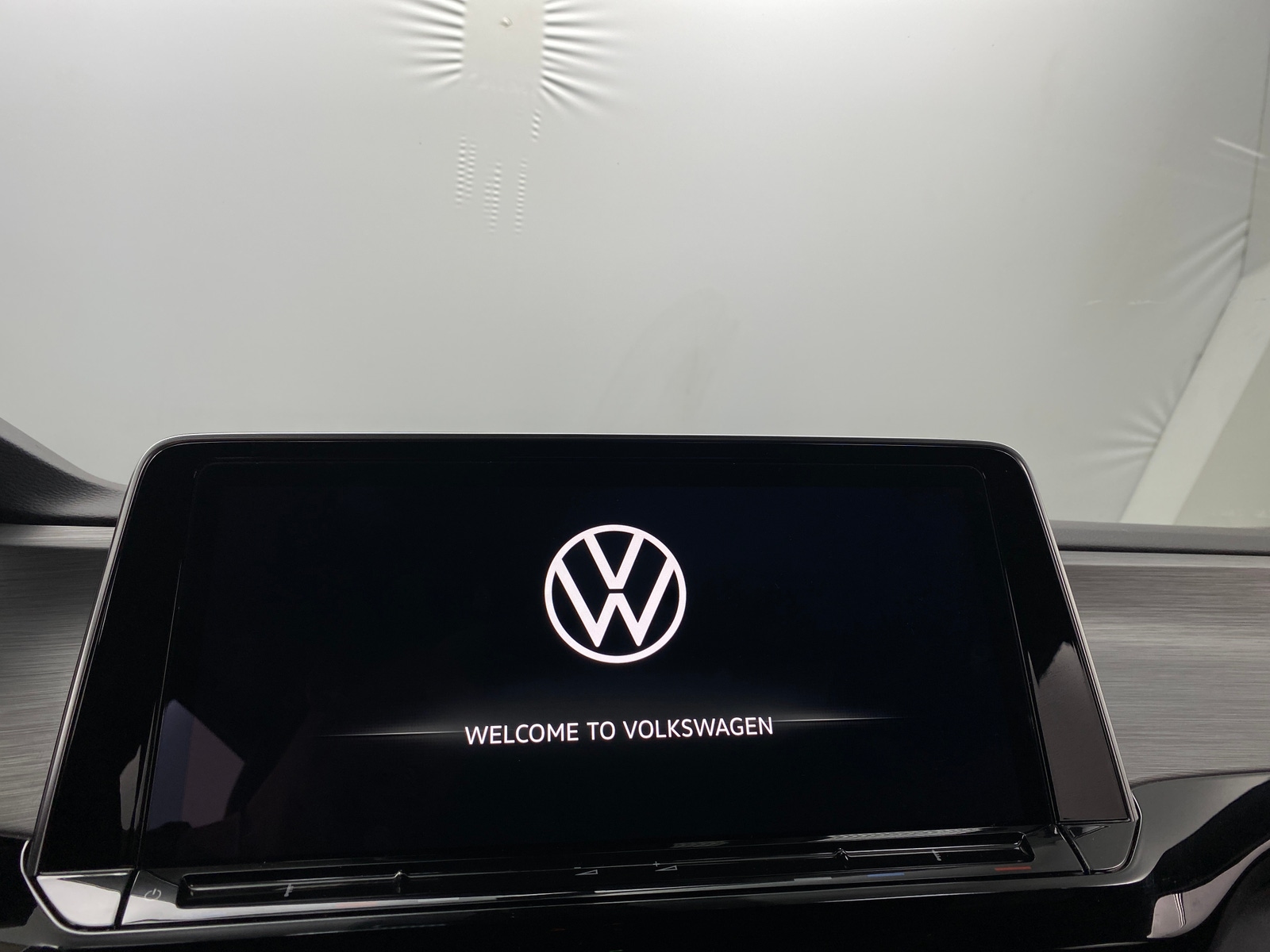 Thumbnail: 2024 Volkswagen Atlas - 3
