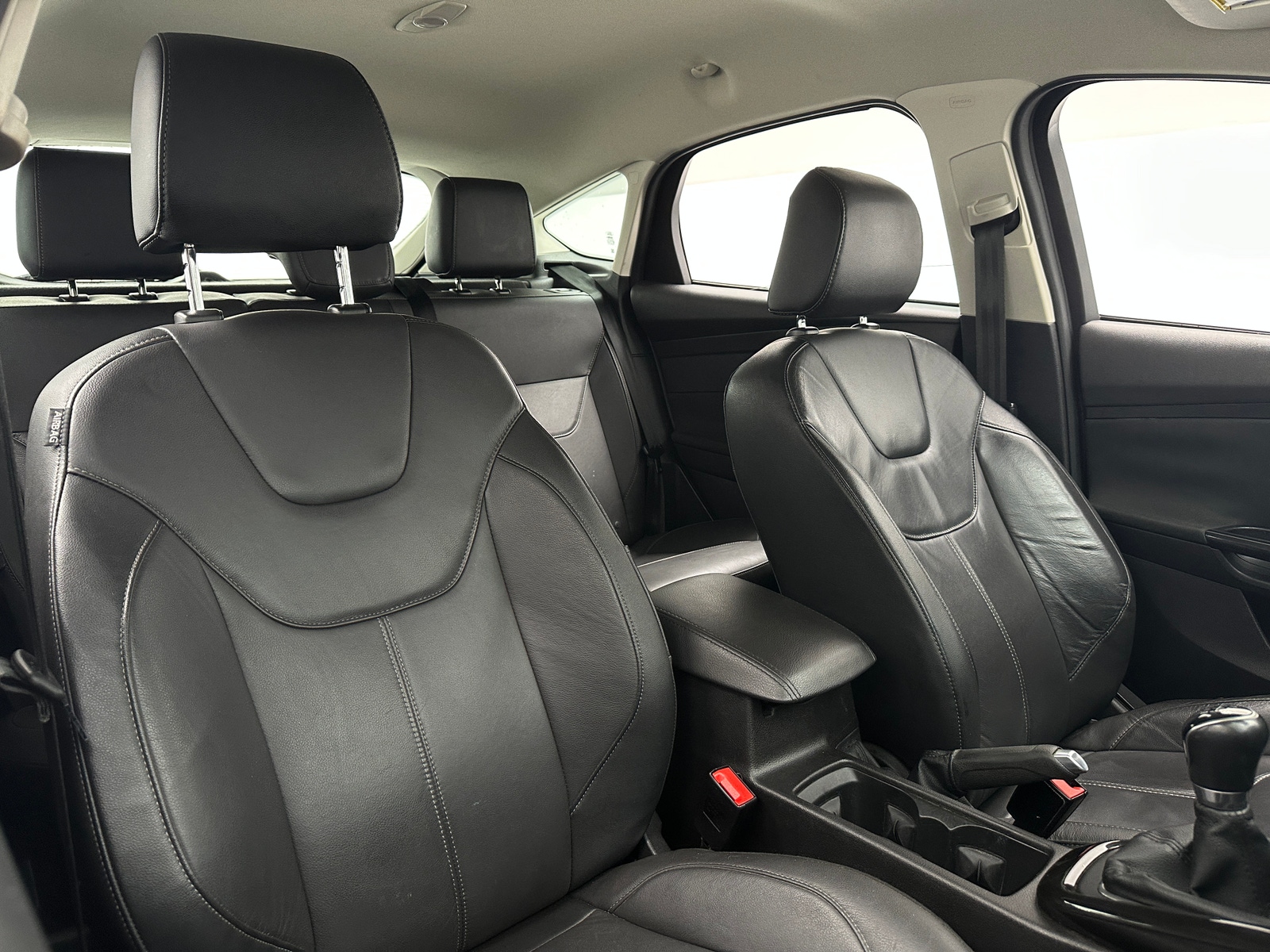 Thumbnail: 2015 Ford Focus - 2
