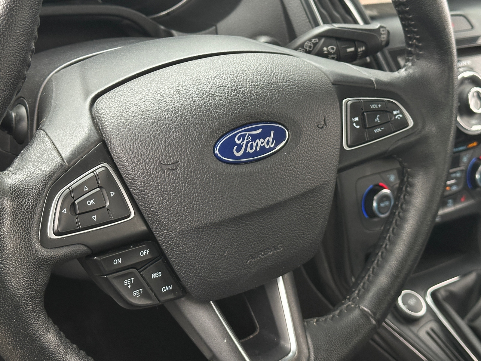 Thumbnail: 2015 Ford Focus - 5