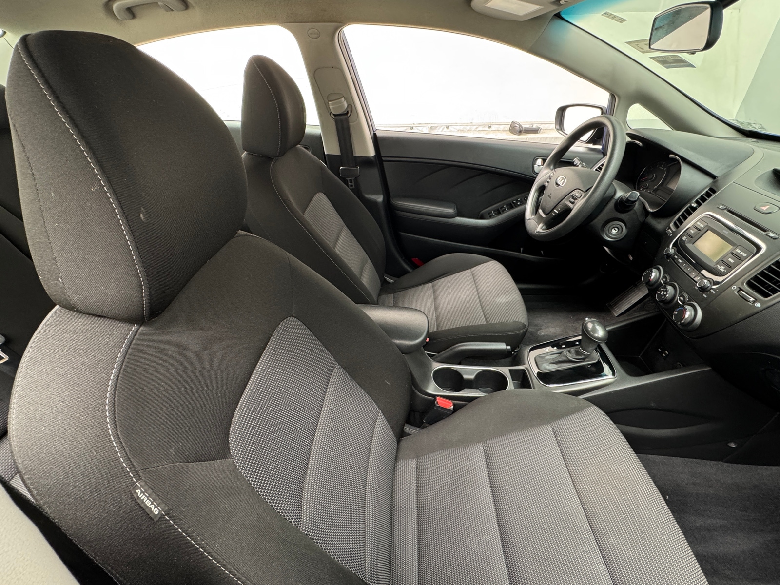 Thumbnail: 2017 Kia Forte - 2