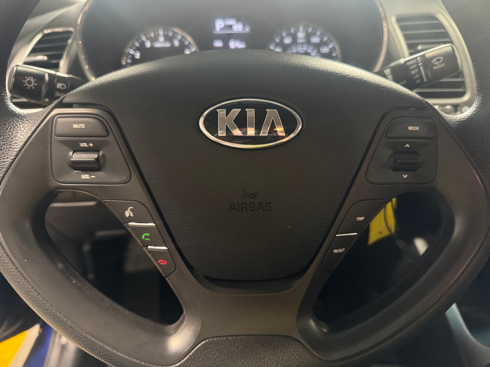 Thumbnail: 2017 Kia Forte - 5