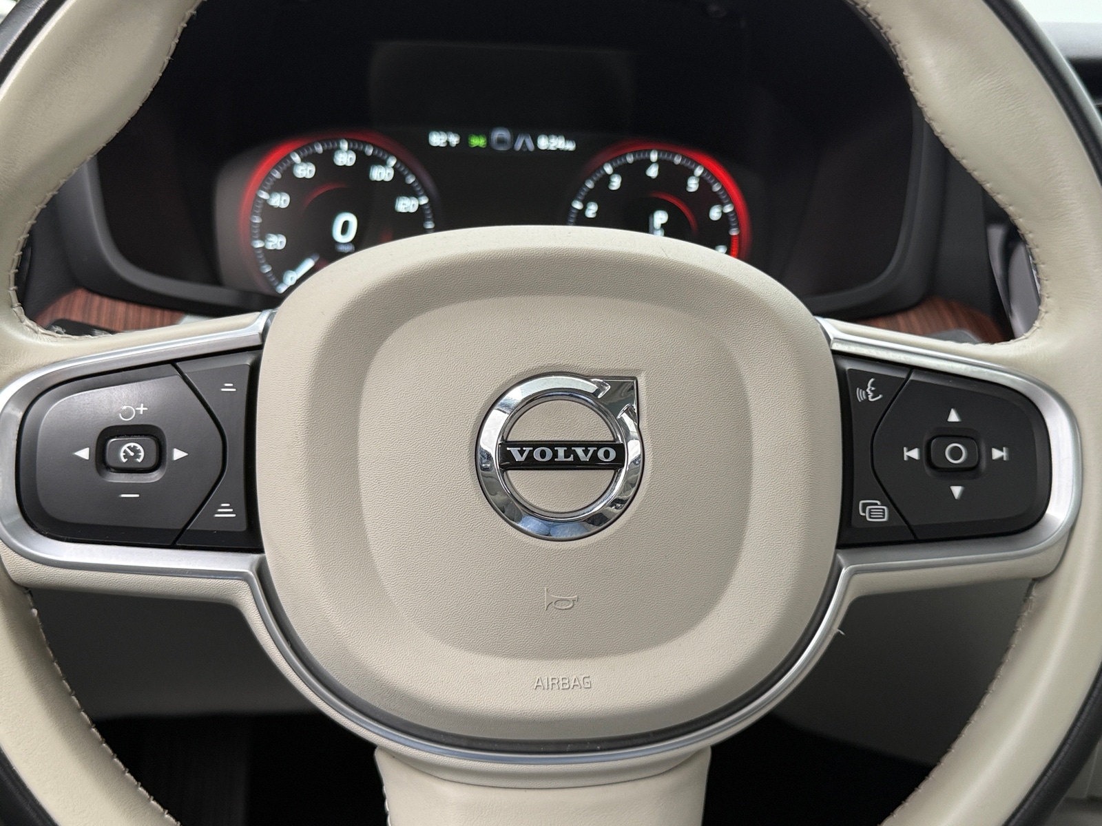 Thumbnail: 2021 Volvo S60 - 4