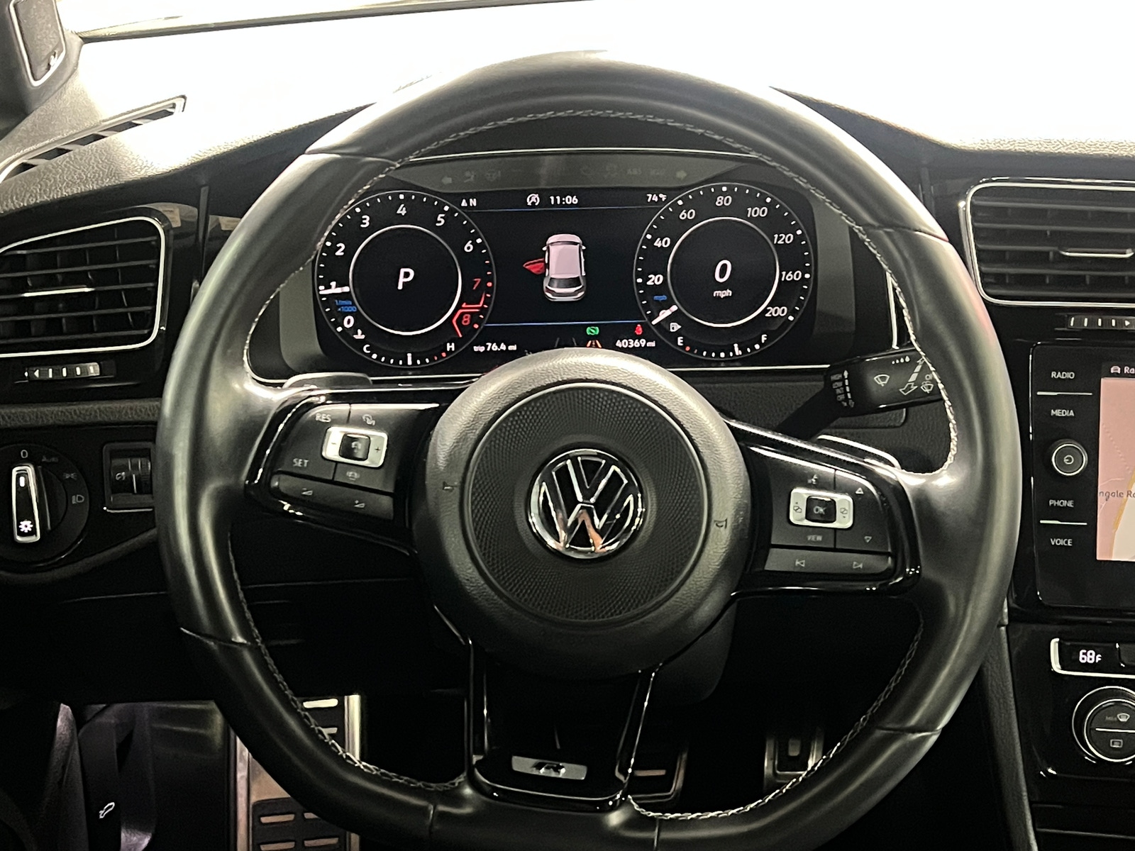 Thumbnail: 2019 Volkswagen Golf - 4