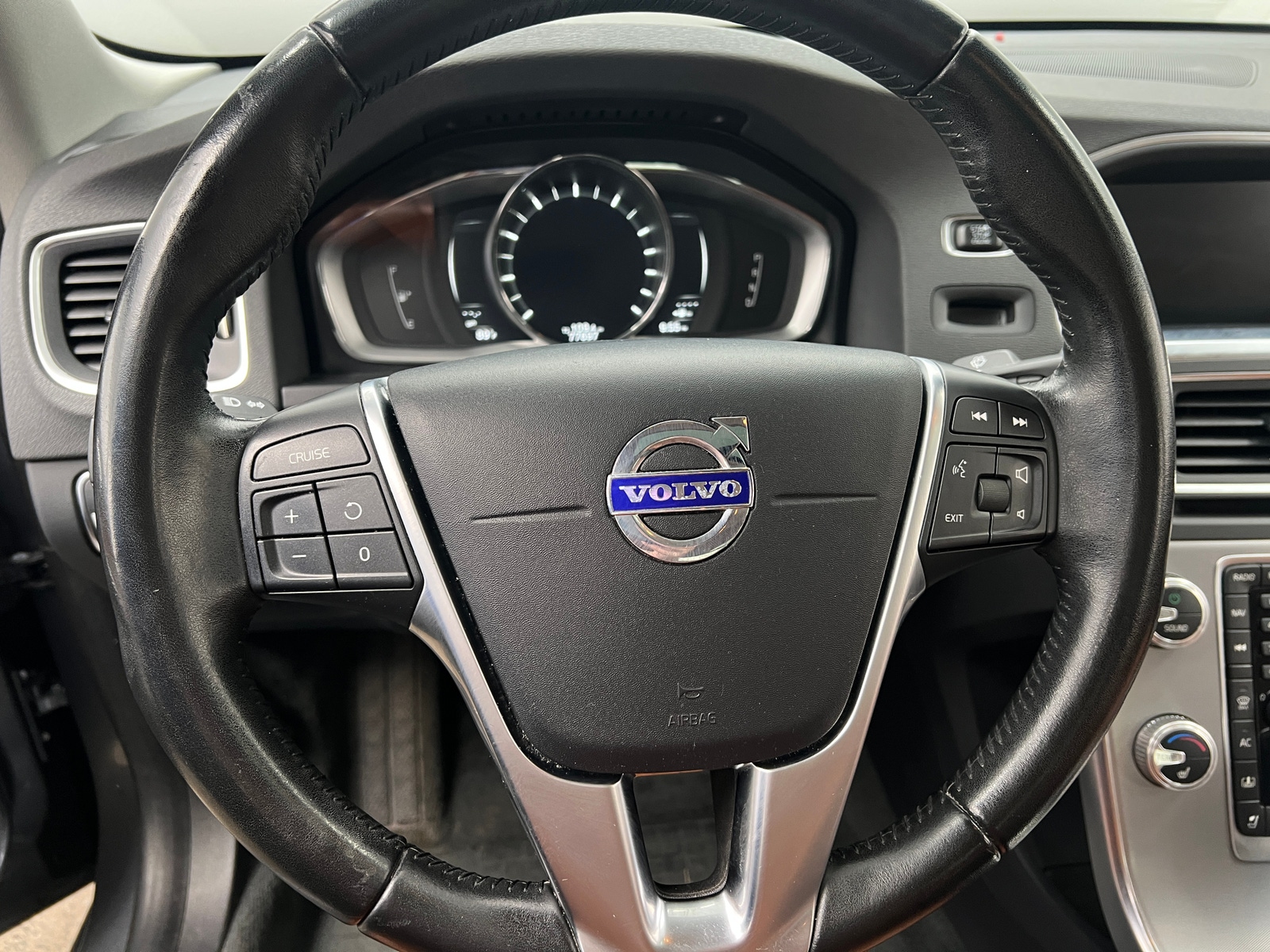 Thumbnail: 2017 Volvo S60 - 4