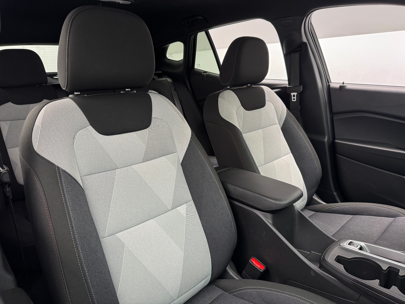 Thumbnail: 2024 Chevrolet Trax - 2