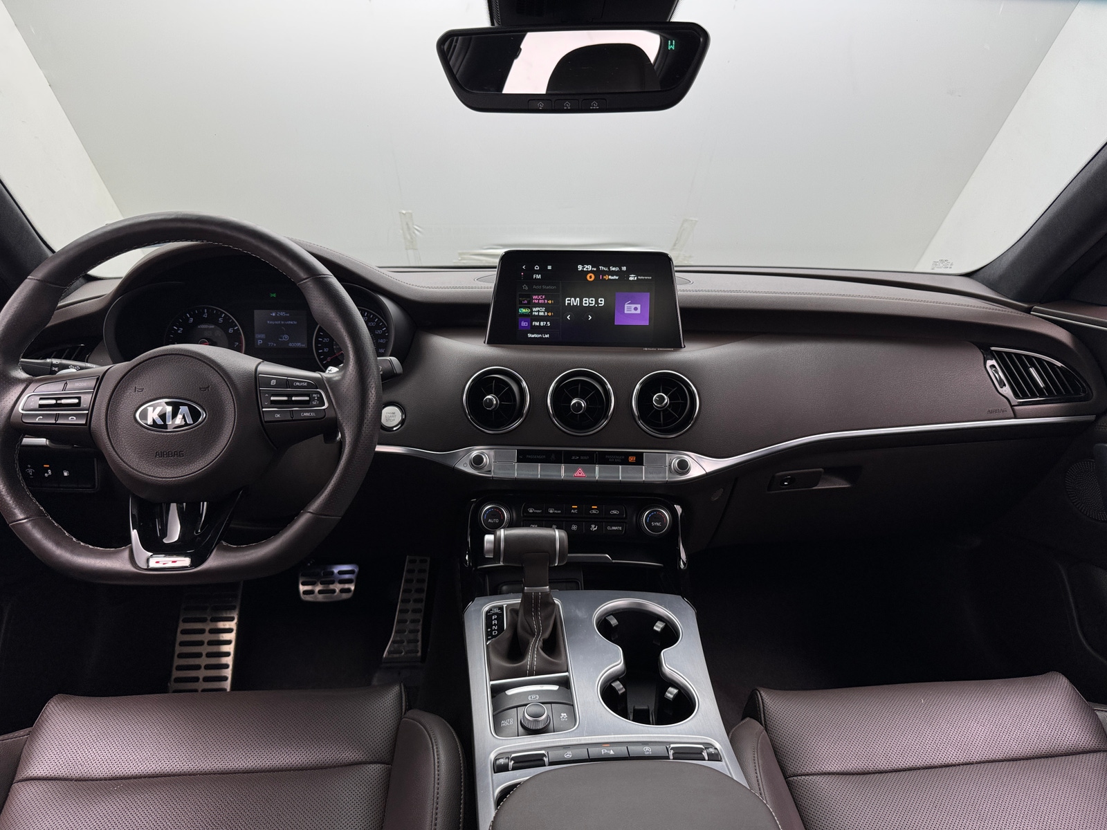Thumbnail: 2020 Kia Stinger - 2