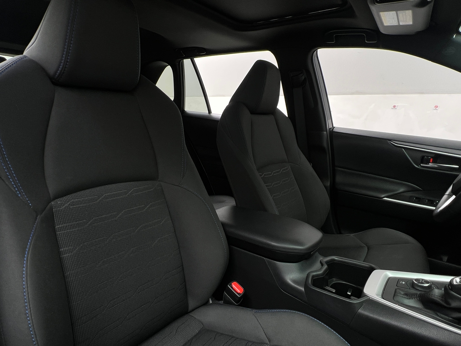 Thumbnail: 2022 Toyota RAV4 - 2