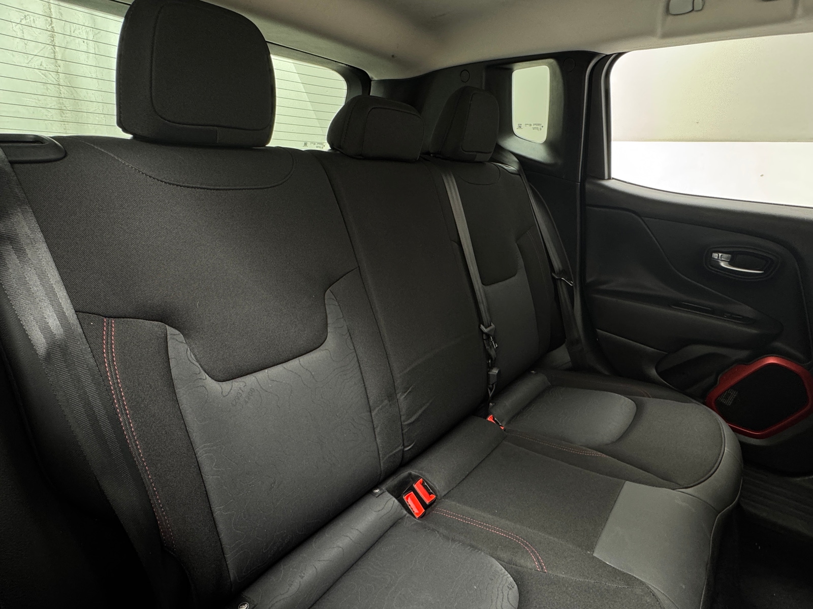 Thumbnail: 2016 Jeep Renegade - 6