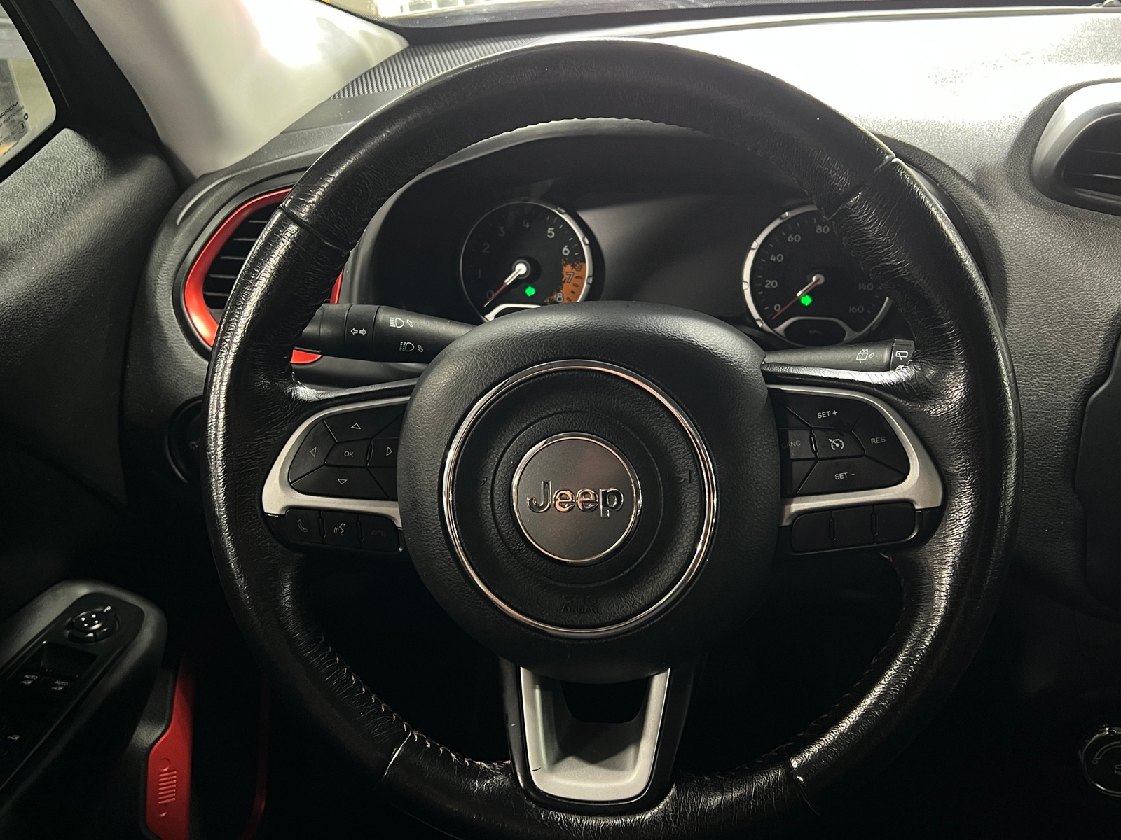 Thumbnail: 2016 Jeep Renegade - 5