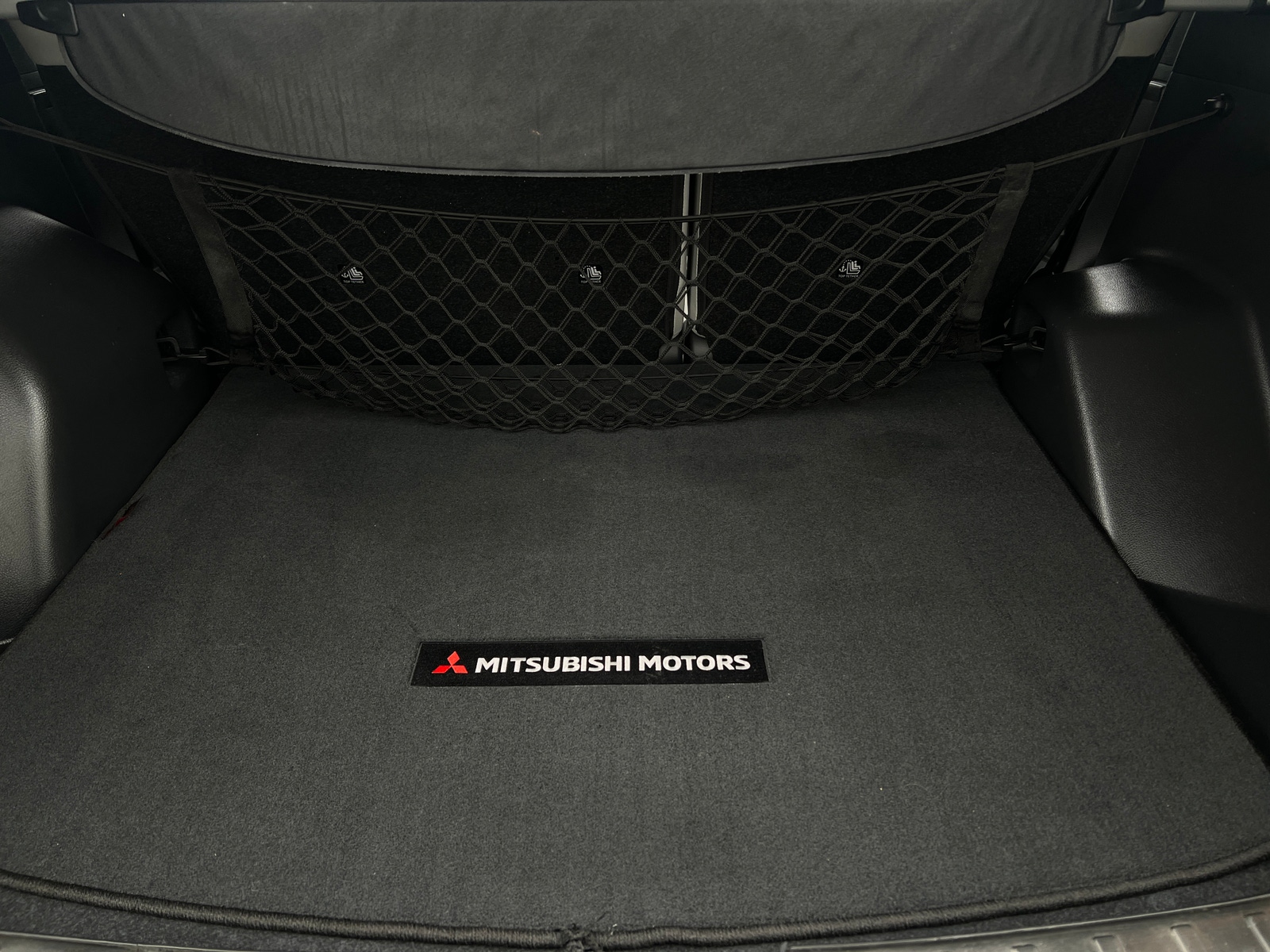 Thumbnail: 2022 Mitsubishi Eclipse Cross - 6