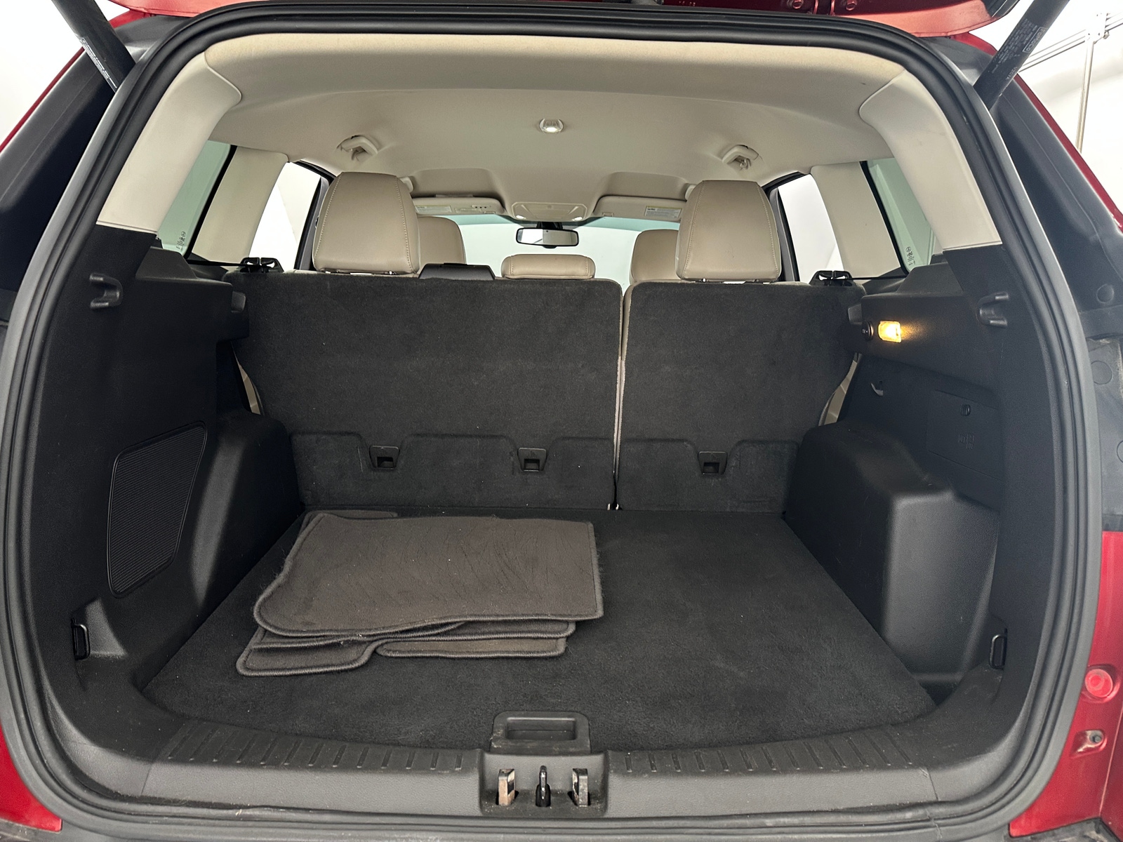 Thumbnail: 2019 Ford Escape - 6