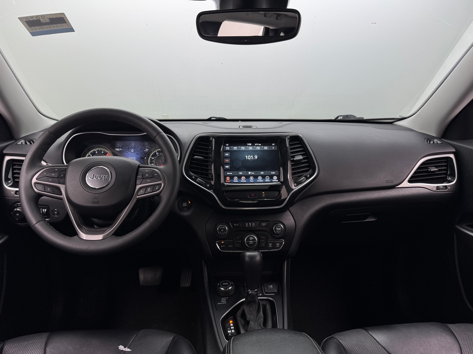 Thumbnail: 2022 Jeep Cherokee - 2